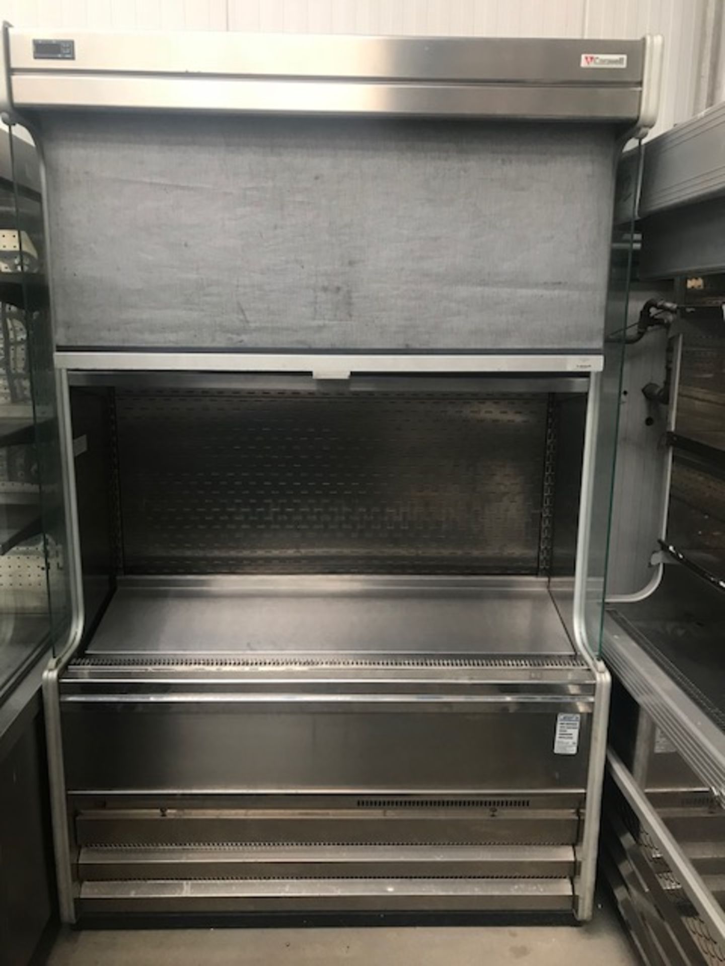 Caravell Grab and go unit with night-blind Stainless steel coated, 3 shelf grab and go unit with - Image 2 of 2