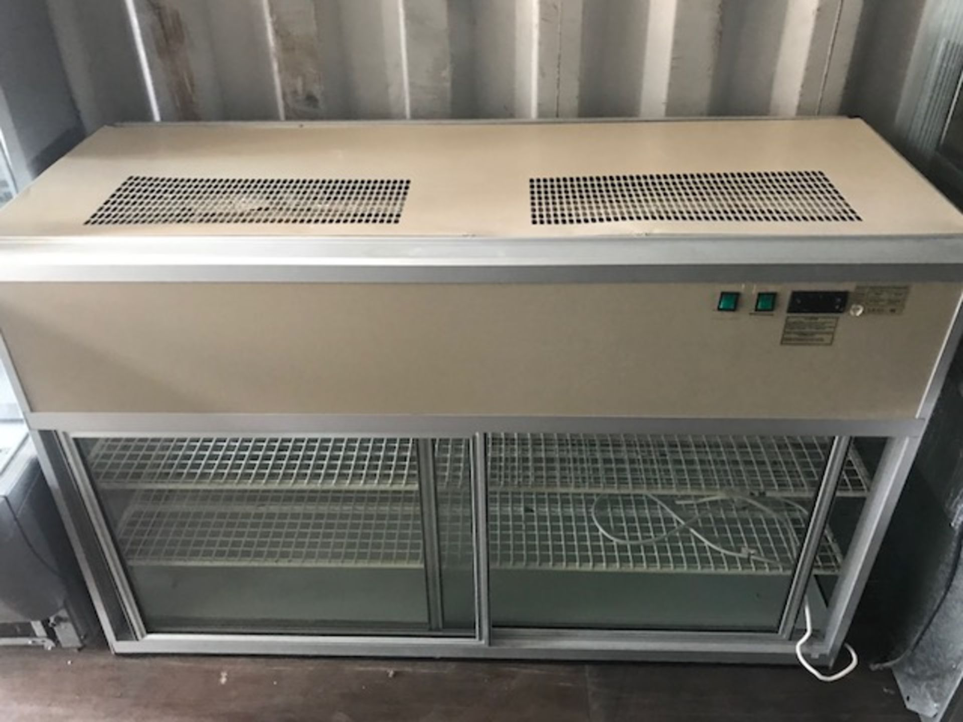 Lincat RFR150S Refrigerated merchandiser The Lincat RFR150S refrigerated merchandiser is excellent - Bild 2 aus 2