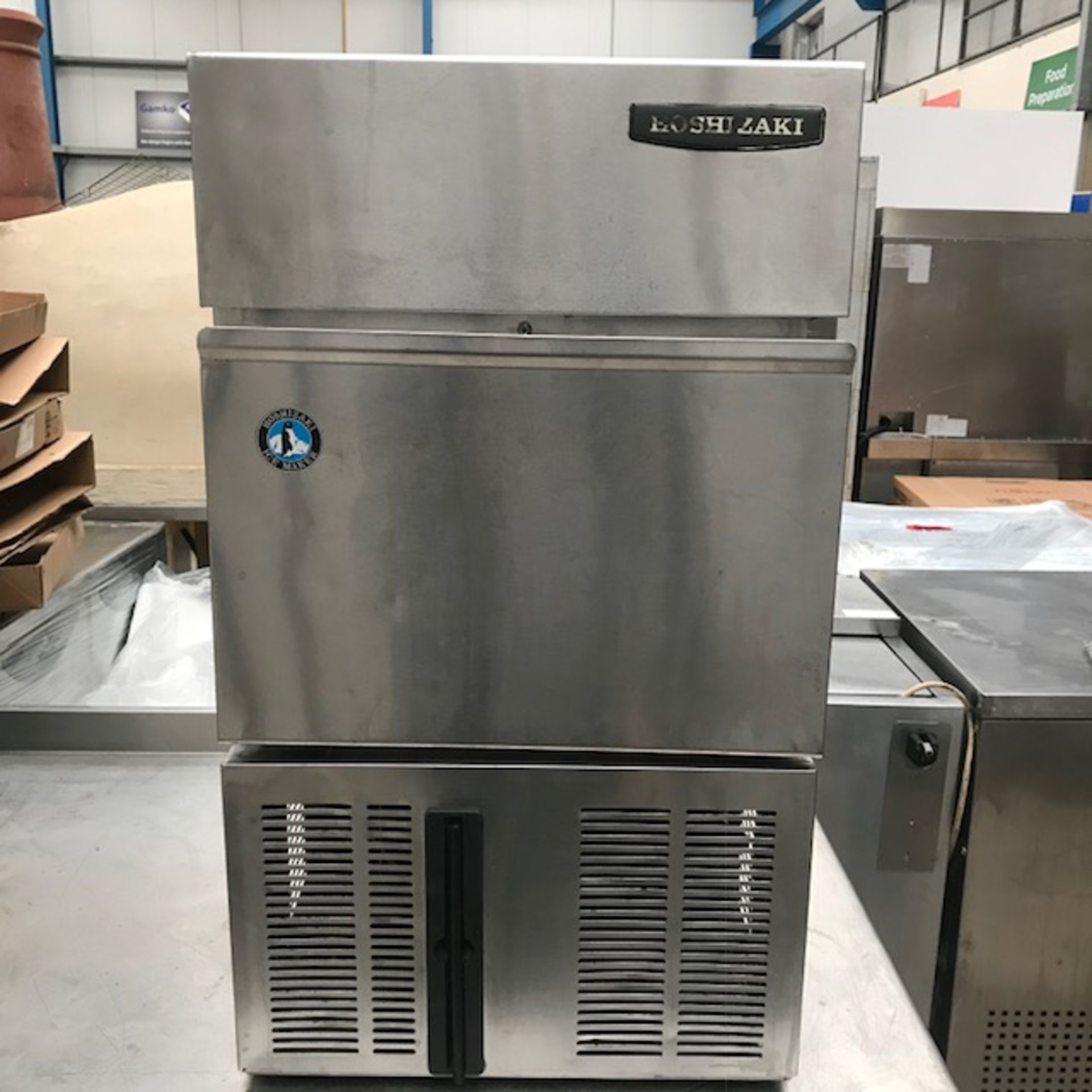 Hoshizaki IM-21CLE 20 KG Ice Maker The Hoshizaki  is an advanced design hygienic ice maker which - Bild 2 aus 2