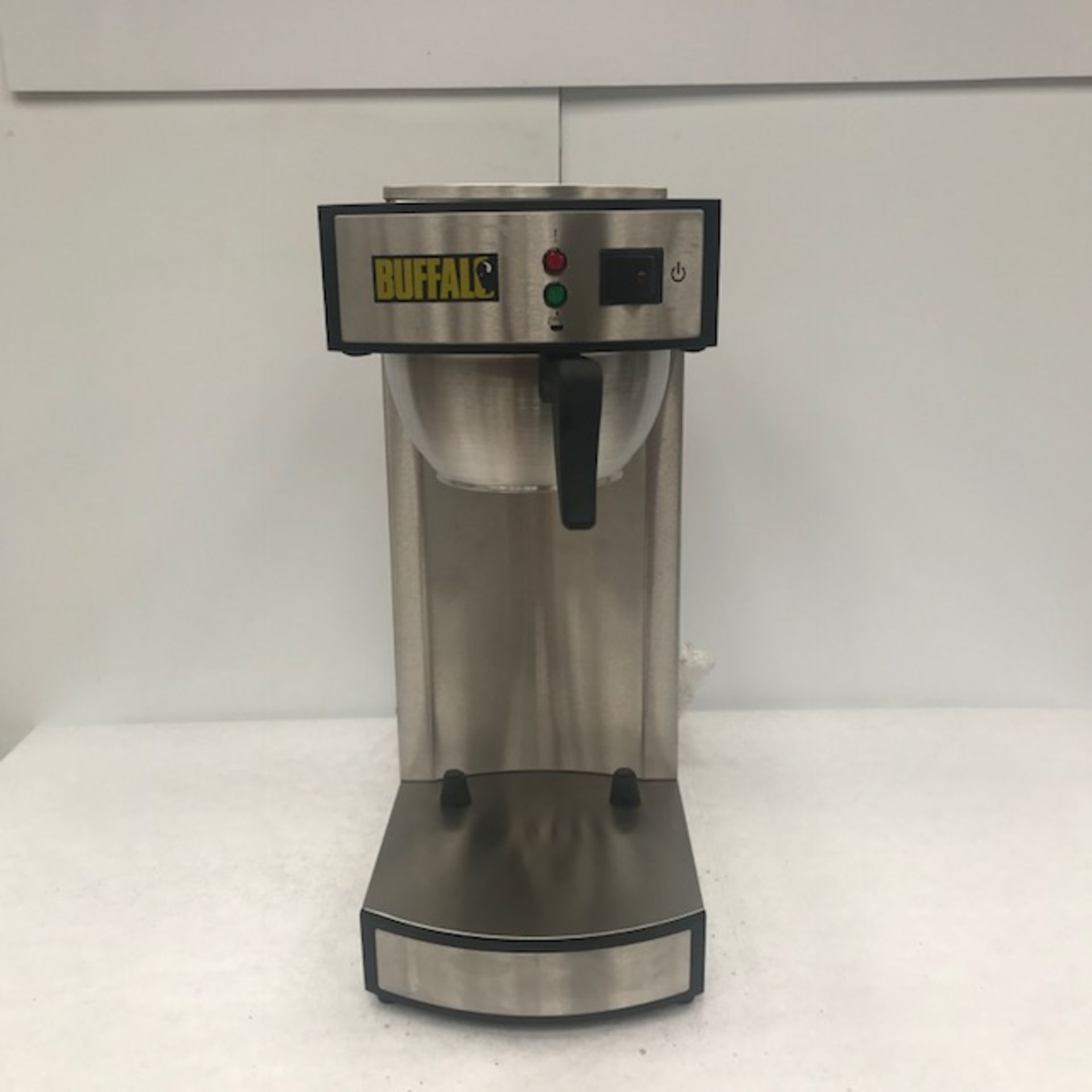 Buffalo DN487 Pour on Coffee Machine Dispense and serve high quality filter coffee from the powerful - Image 2 of 3