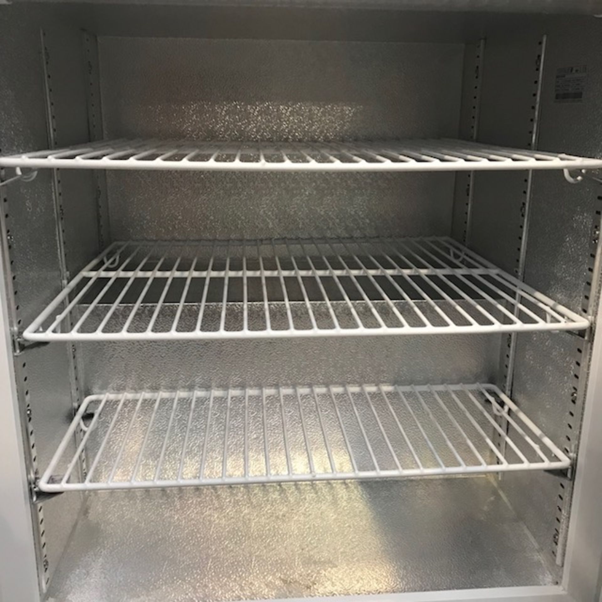 Tefcold BC60 Single door bar chiller The Tefcold BC bar fridge is a top of the range unit. Its - Bild 3 aus 3