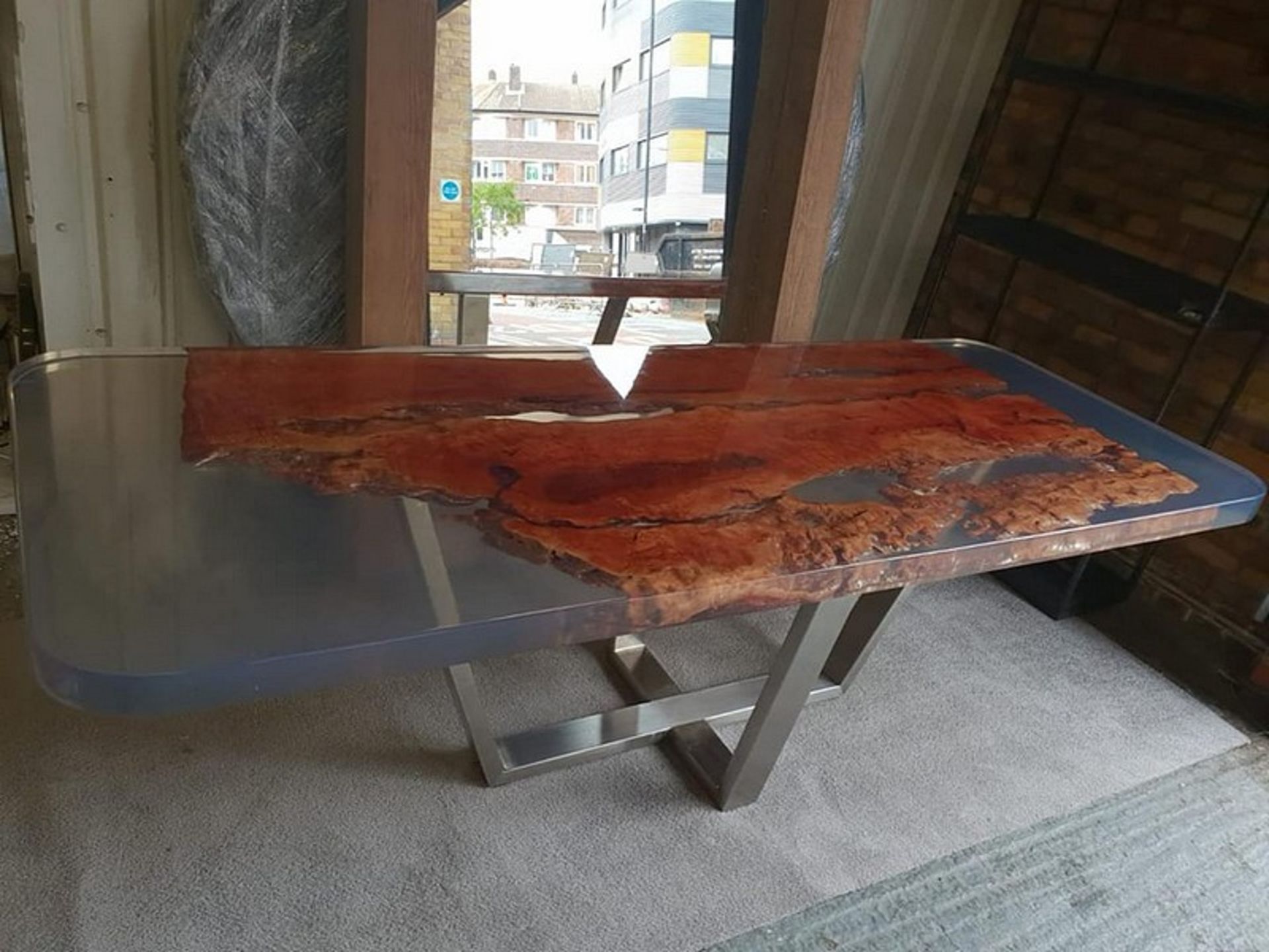 Dining Table - Acrylic Teak Dining Table – A Stunning Dining Table Teak Bark Frozen In Acrylic Glass