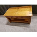 Coffee Table - Wentworth Oak Coffee Table Crafted Using Hand Selected Solid Oak Wood And Hand
