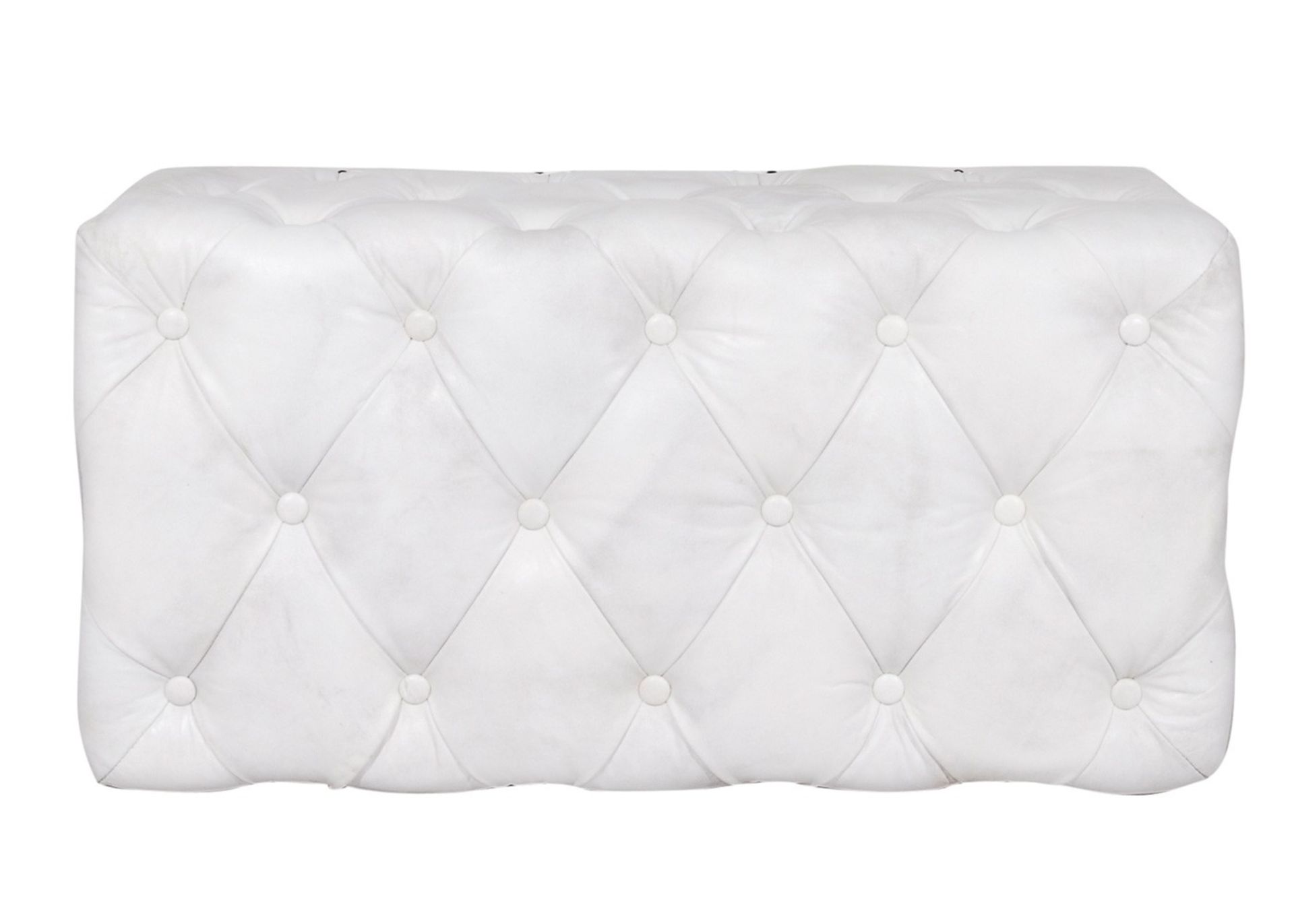Lord Digsby Ottoman Vintage Bianco Inspired By The Old Leather Furniture That Would Have Filled