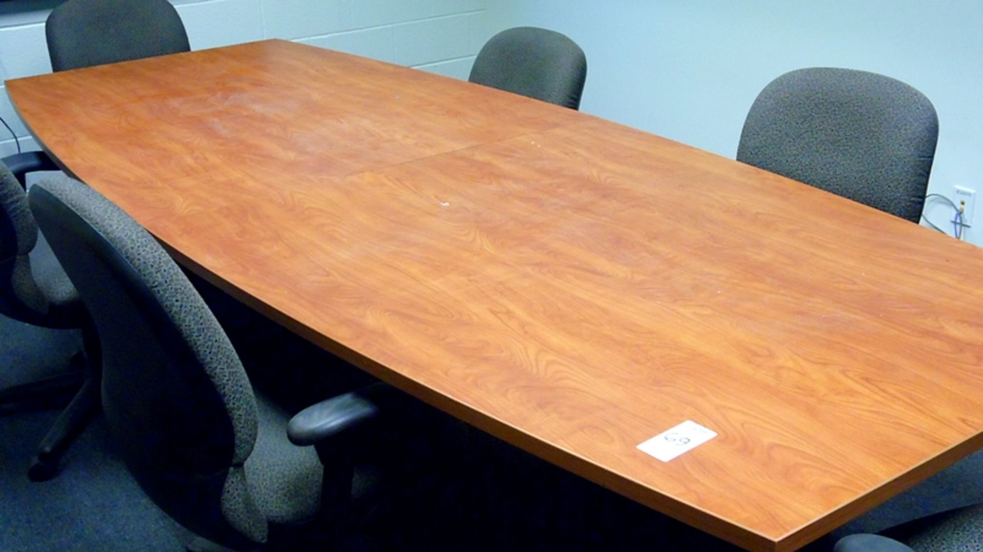 9 FT. CONFERENCE TABLE & 6 CHAIRS