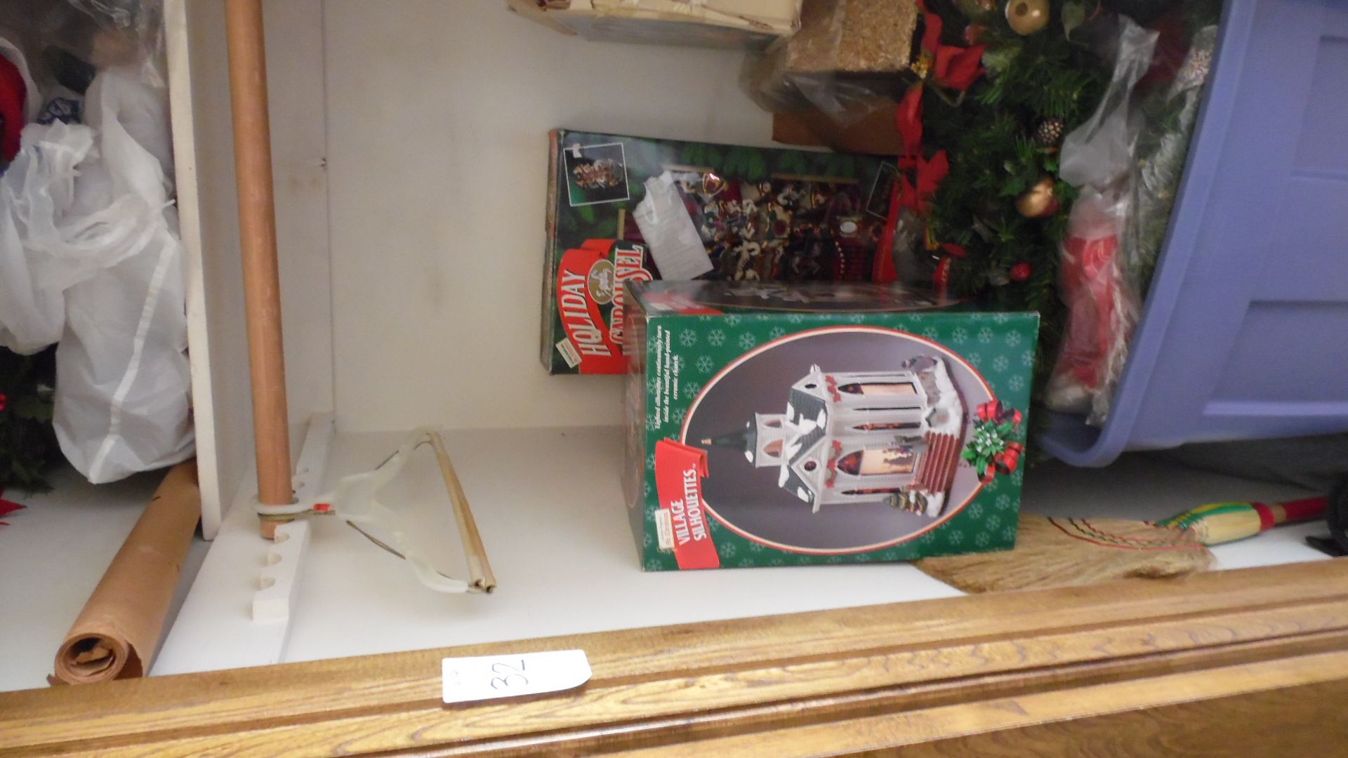 ASSORTED CHRISTMAS ITEMS (HALL CLOSET)