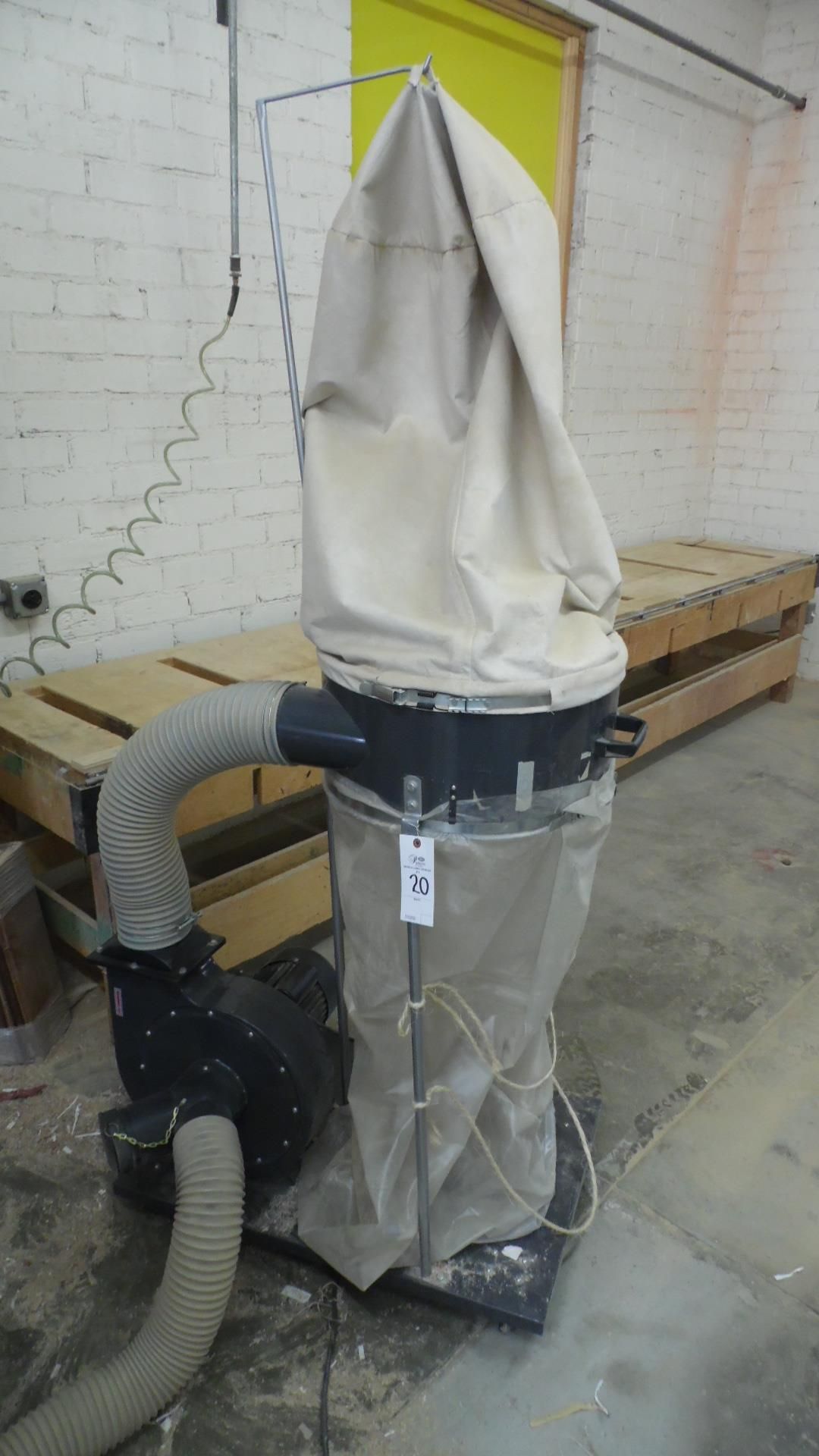 DUST COLLECTION SYSTEM