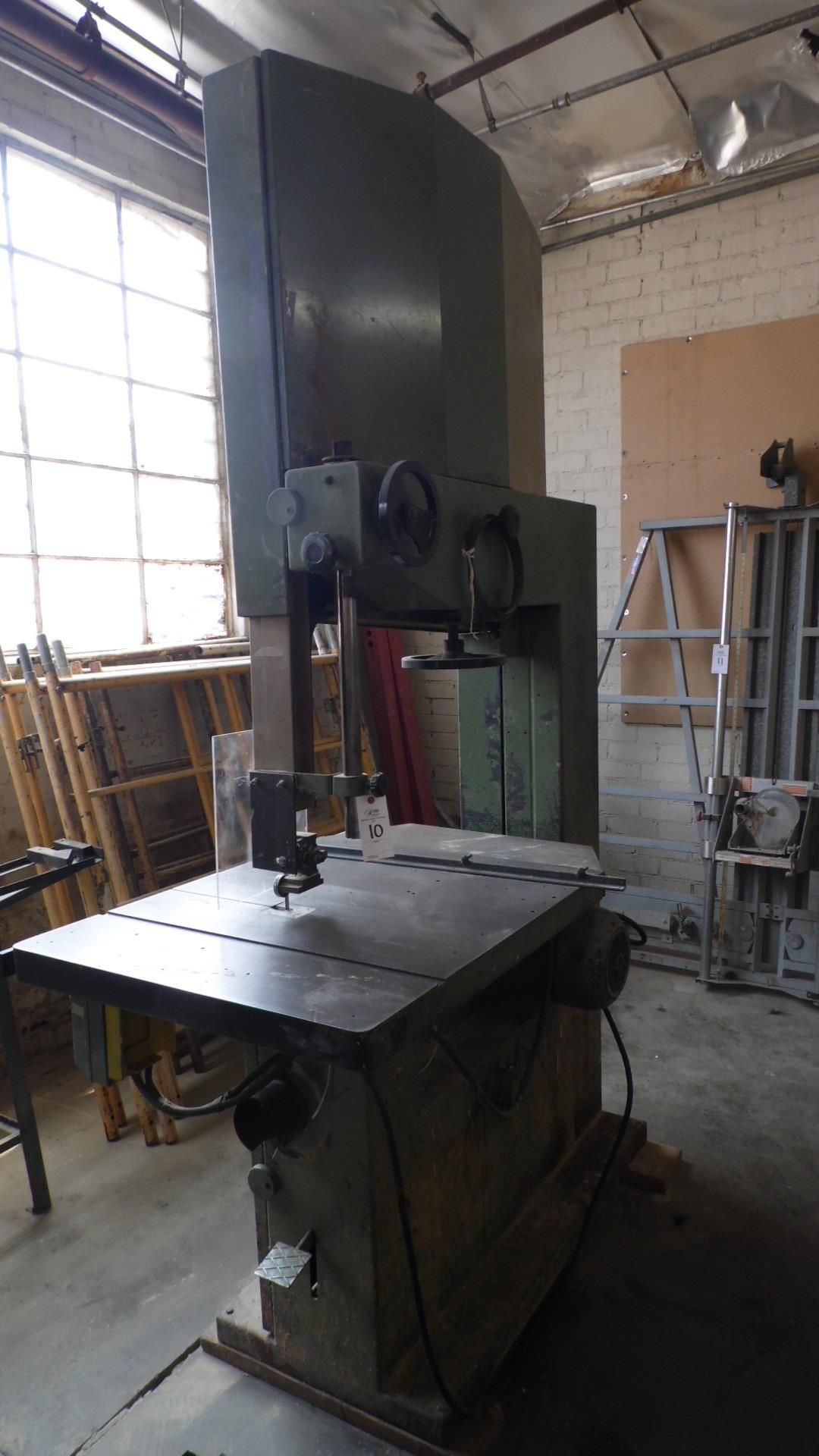 N'RA VERTICAL BAND SAW