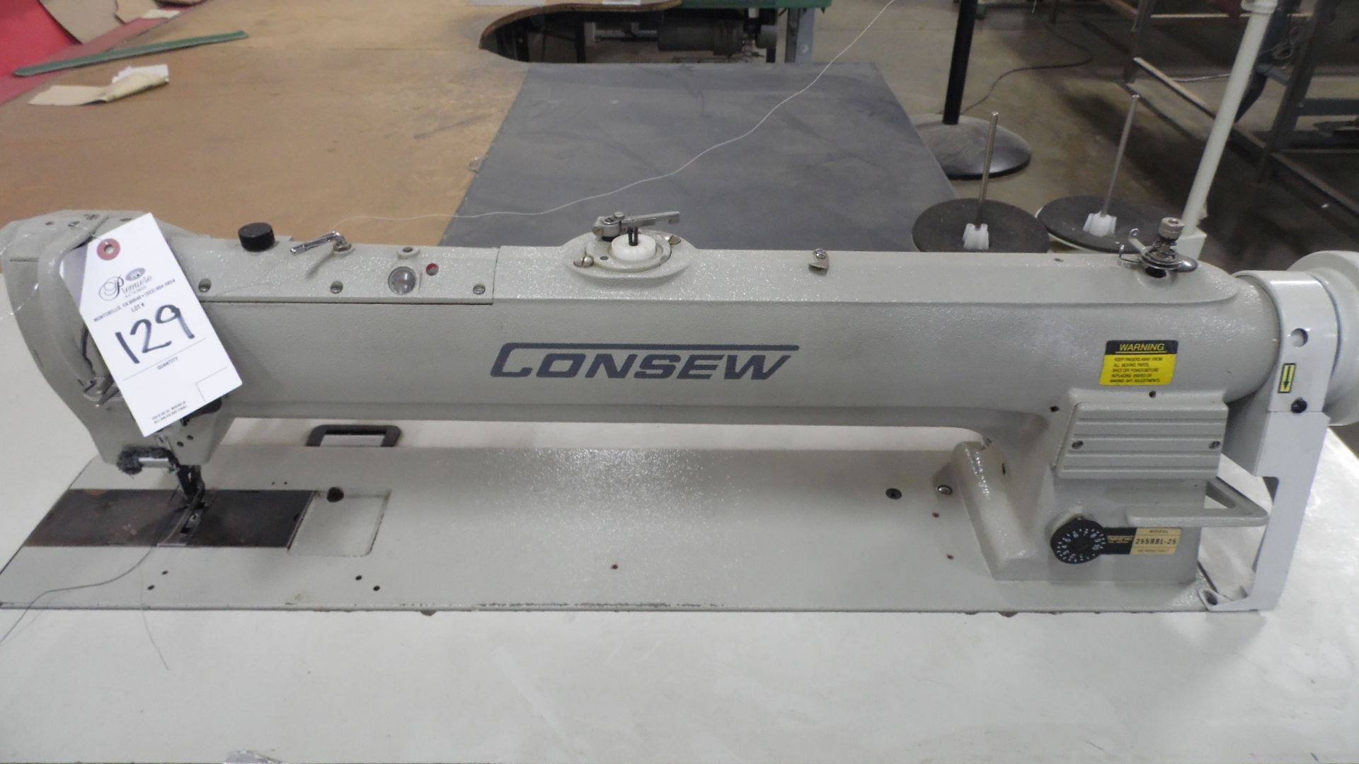 CONSEW SEWING MACHINE MODEL 255RBL-25