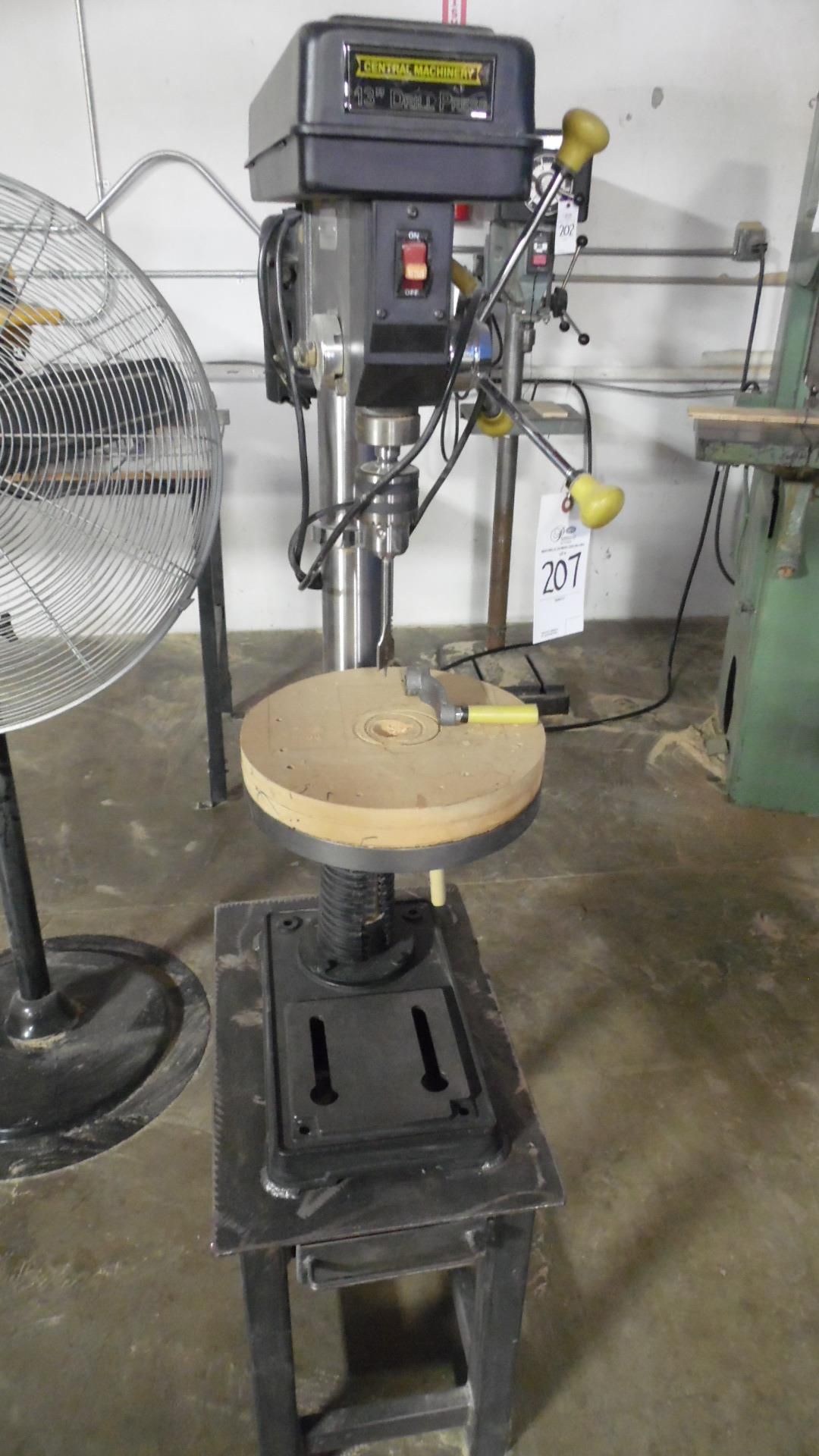 CENTRAL MACHINERY DRILL PRESS