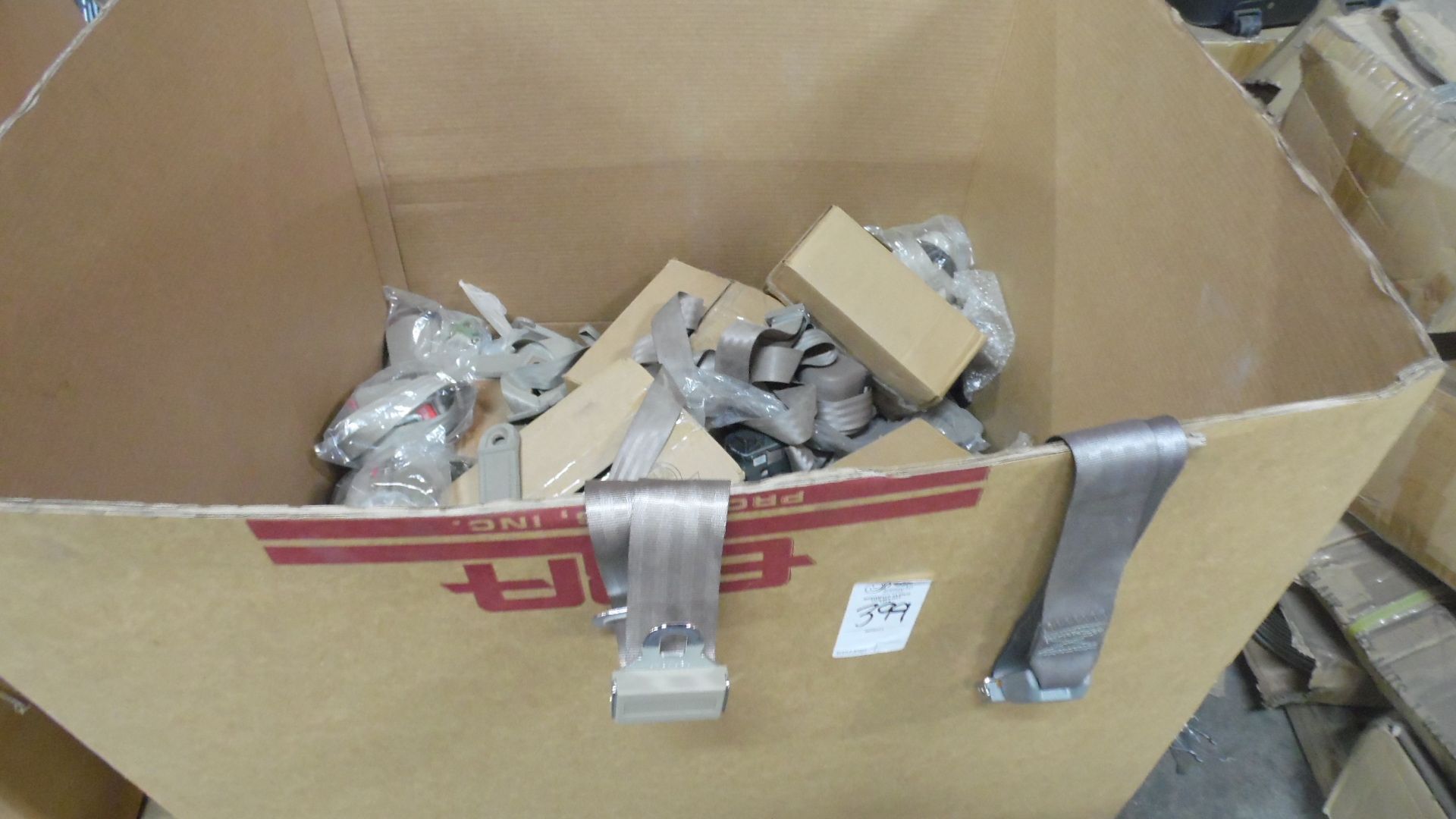 PALLET OF SEAT BELTS