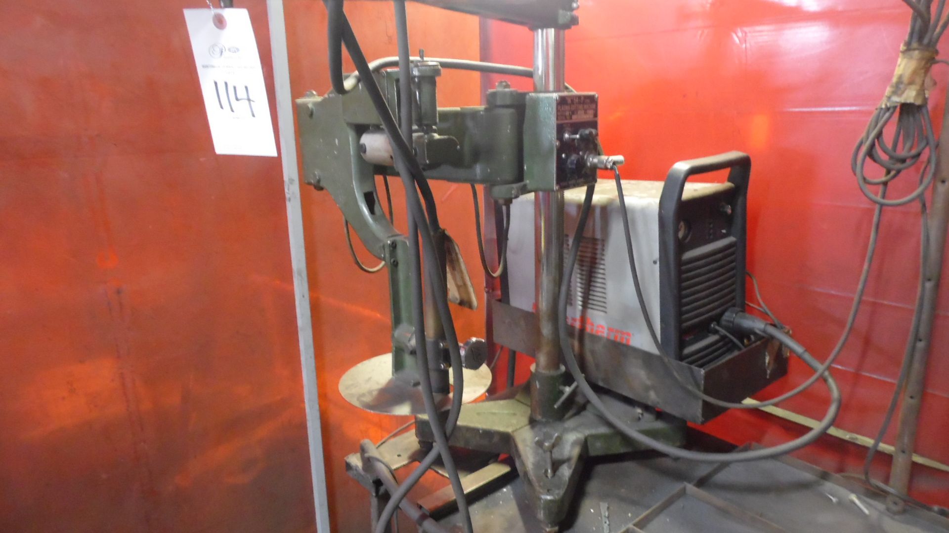 IK54 PTYPE PLASMA CUTTING MACHINE w/ ROLLING METAL TABLE - Image 2 of 4