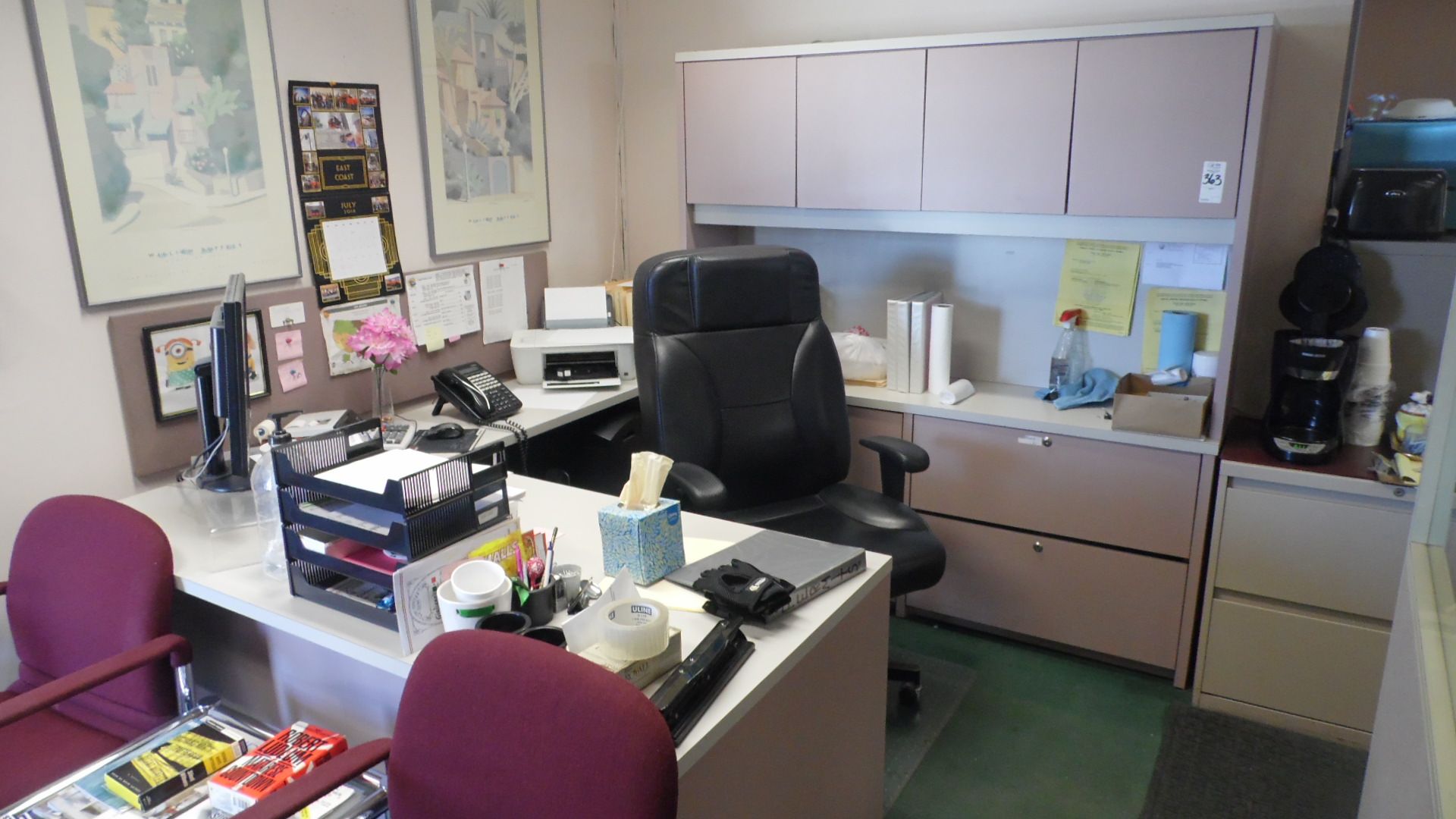 L-SHAPED DESK w/ OVERHEAD