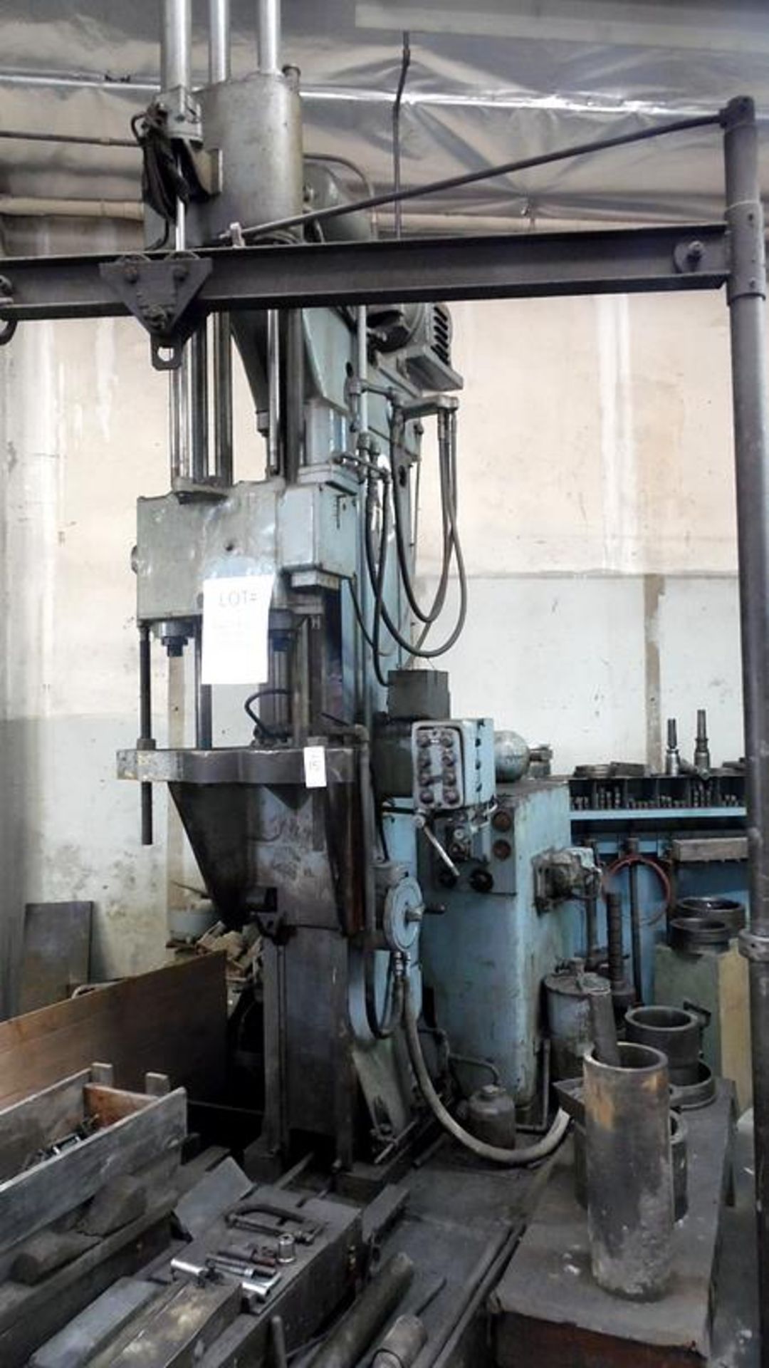 BARNES VERTICAL HONING MACHINE MODEL 13B # 306H