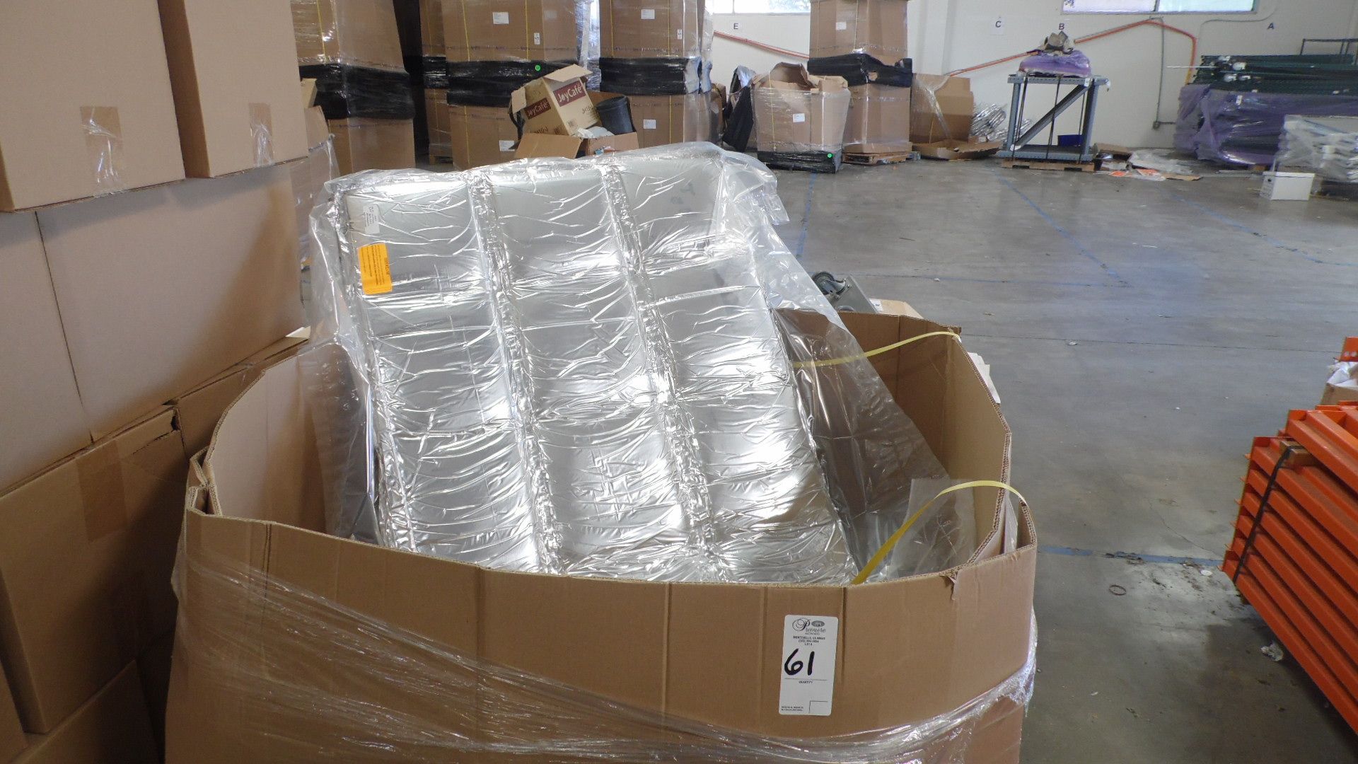PALLET OF INSULATED PACKS