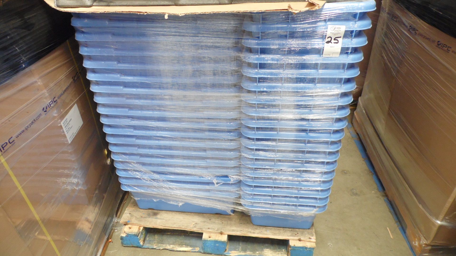 PALLET OF COLORED TUBS (BLUE)