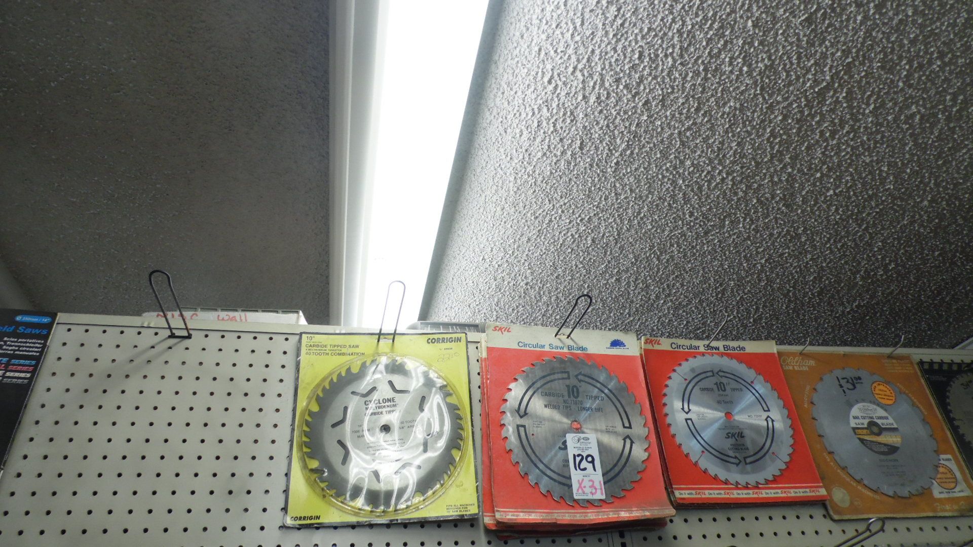 ASSORTED SAW BLADES