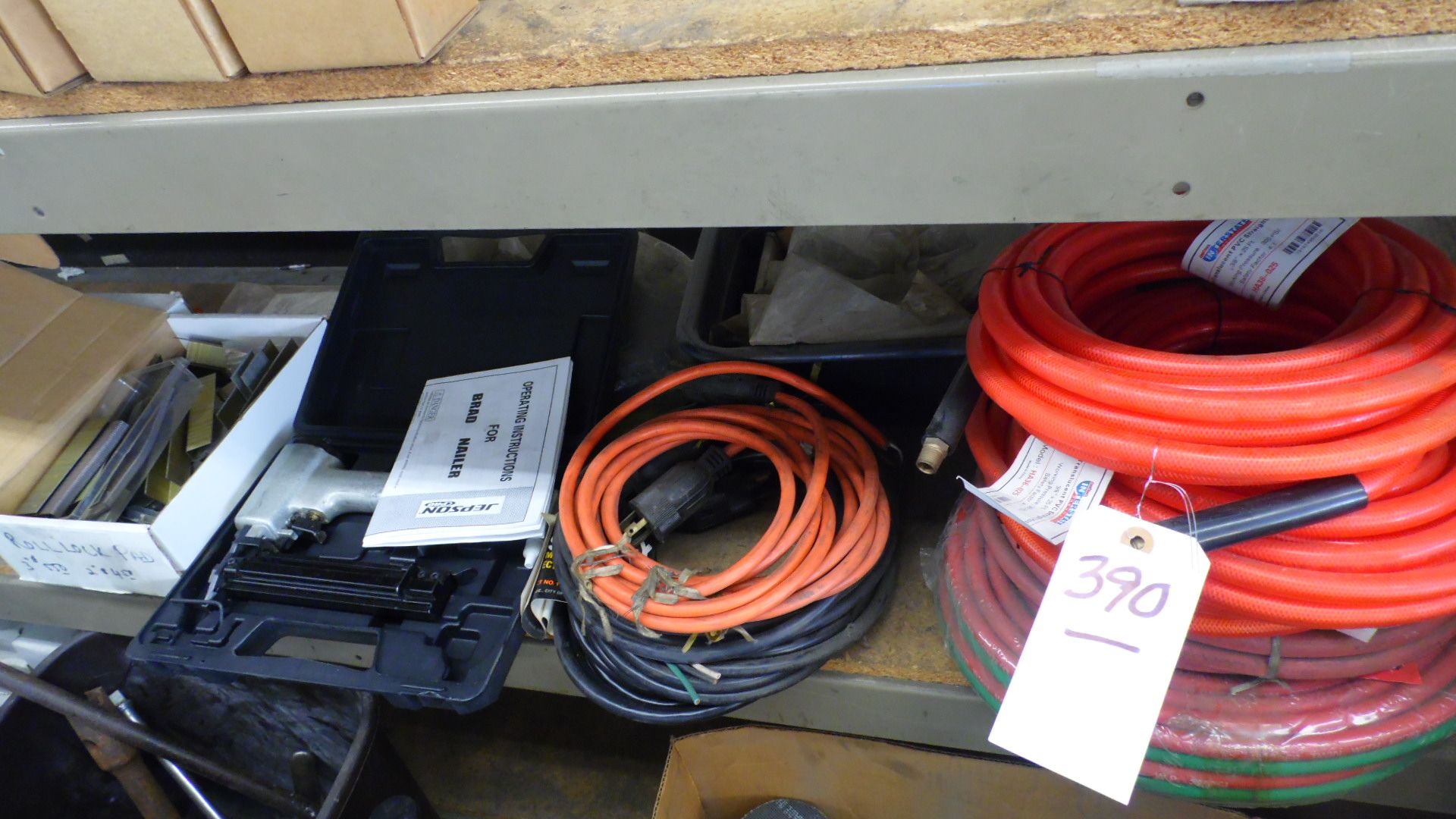 HOSES / CORDS / NAILER / STAPLES