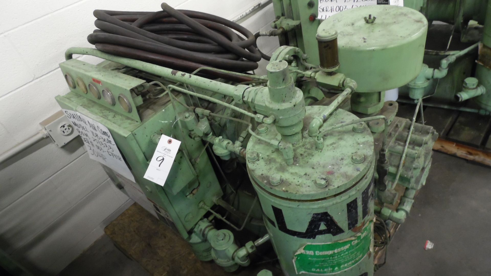 SULLAIR AIR COMPRESSOR 30 HP MODEL 10B-30AC