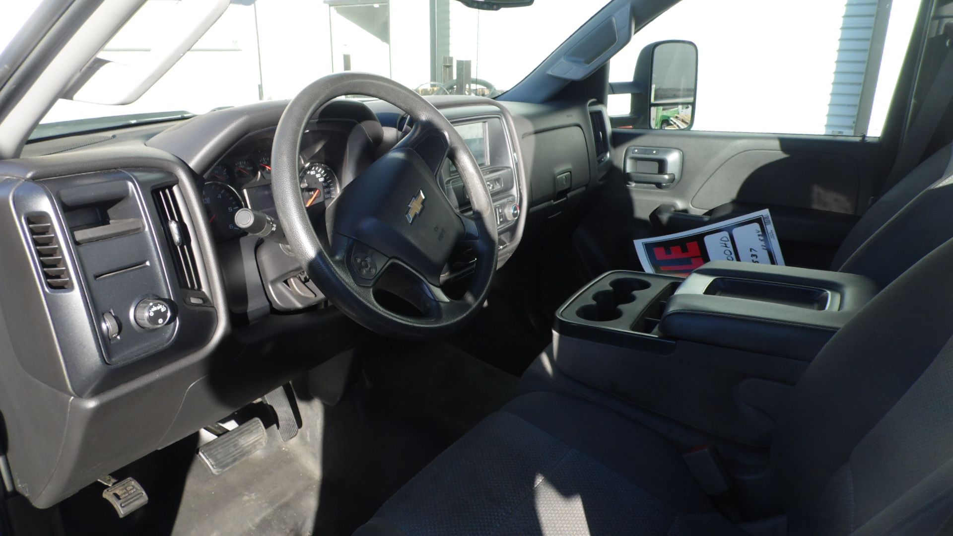 2016 CHEVY UTILITY BEDTRUCK (51,762 MILES) - Image 4 of 4