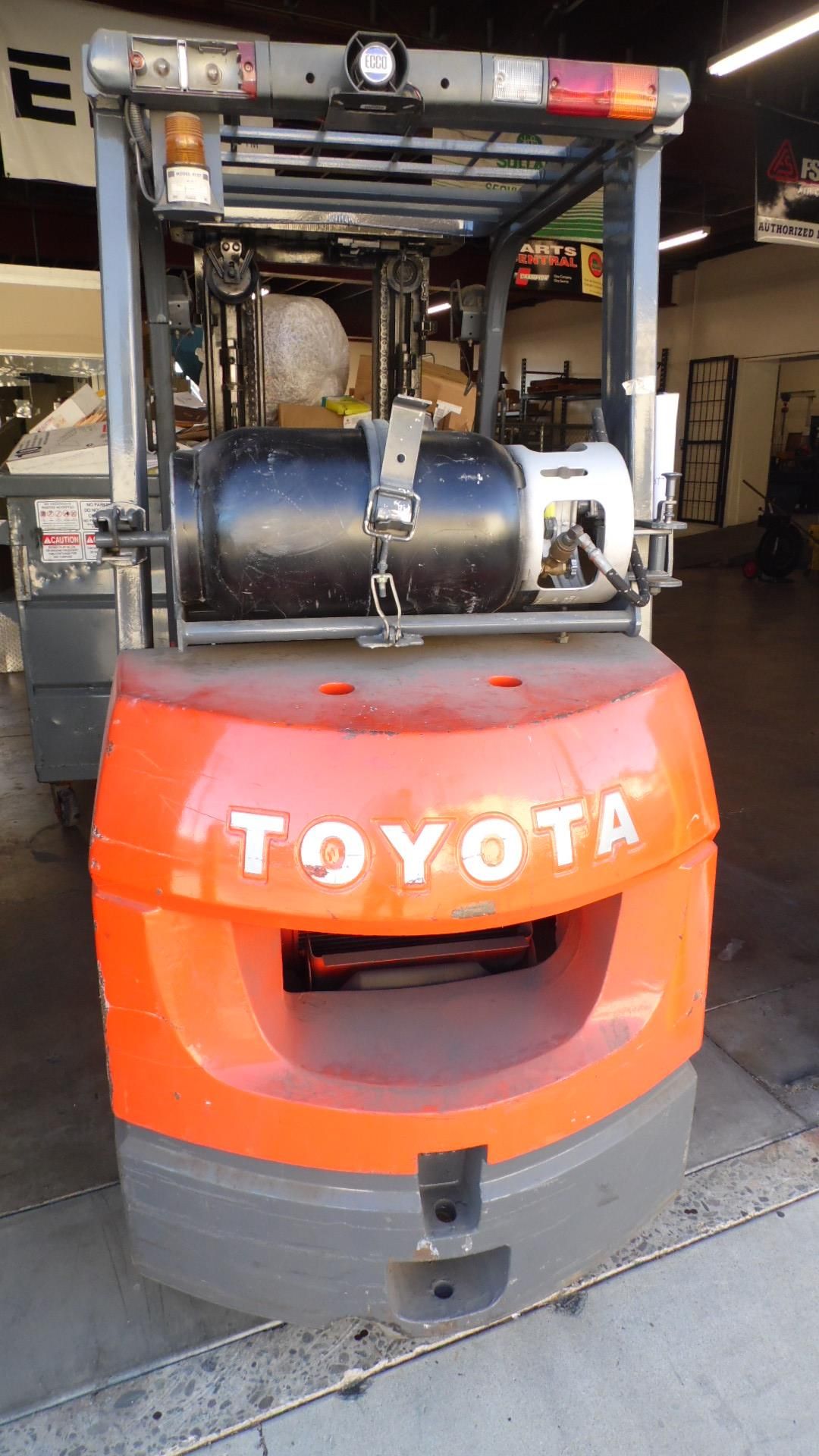 TOYOTA FORKLIFT - Image 3 of 4