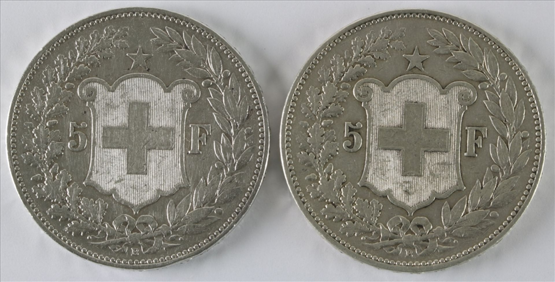 Zwei 5 Franken Münzen Schweiz, 1907 B. Durchmesser ca. 37 mm, Gewicht ca. 24,9 Gramm. Guter Zustand. - Bild 2 aus 2