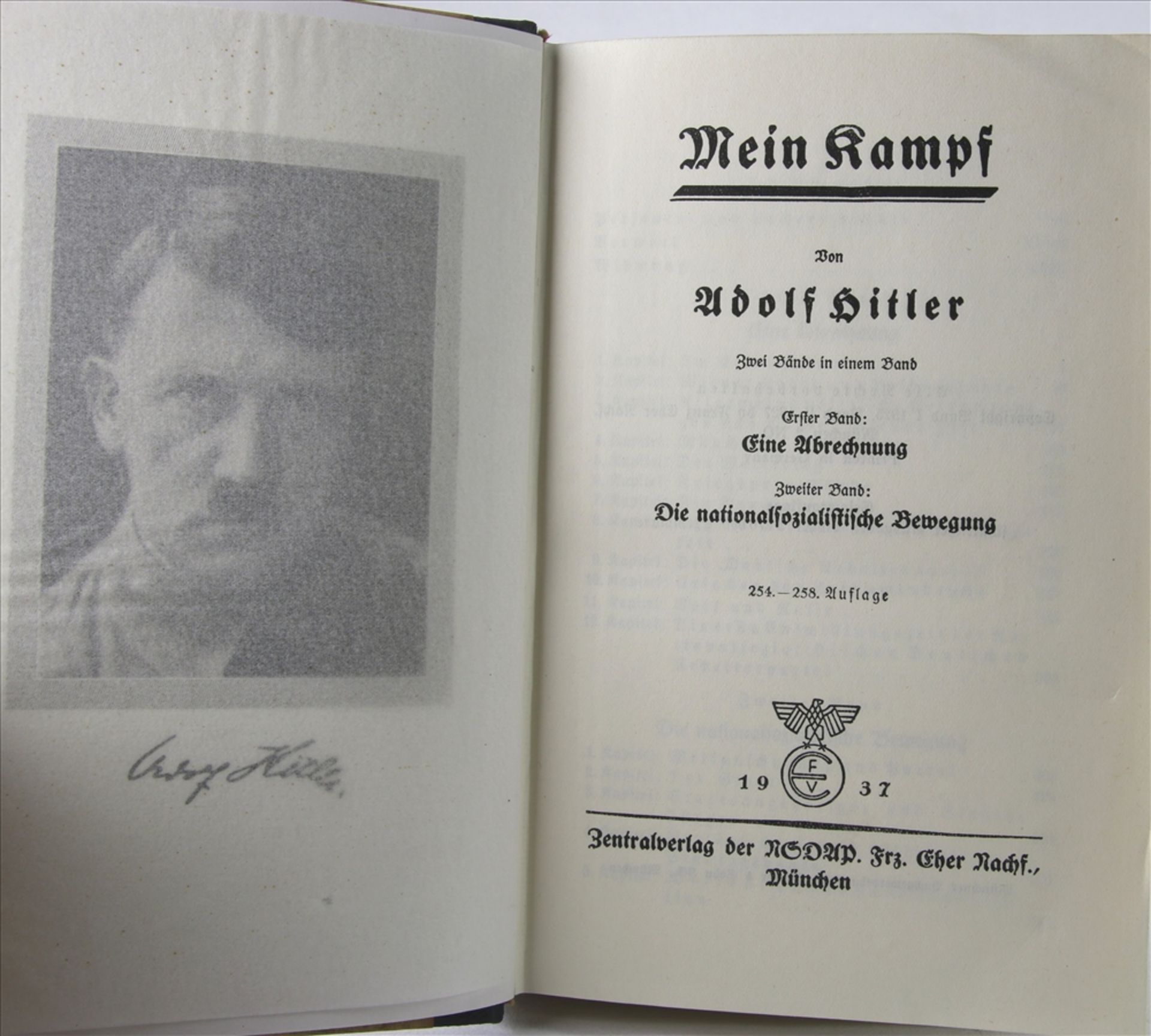Adolf Hitler Mein Kampf. Hochzeitsausgabe. Eher Verlag 1937. MIt Widmung auf Vorsatz. - Bild 2 aus 3