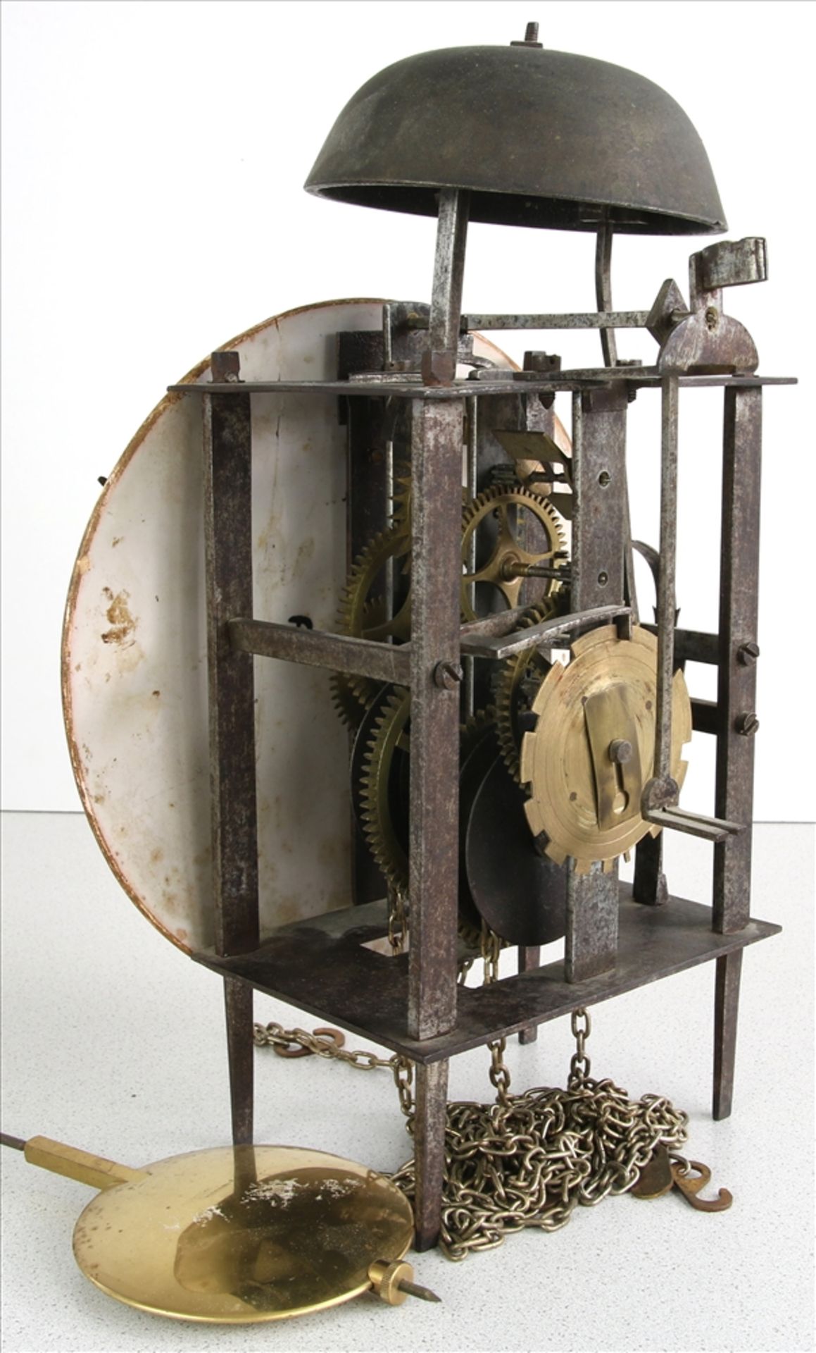 Stollenuhr Wohl Holland um 1800. Eisengehäuse mit Messingräderwerk und Emaillezifferblatt mit - Bild 2 aus 4