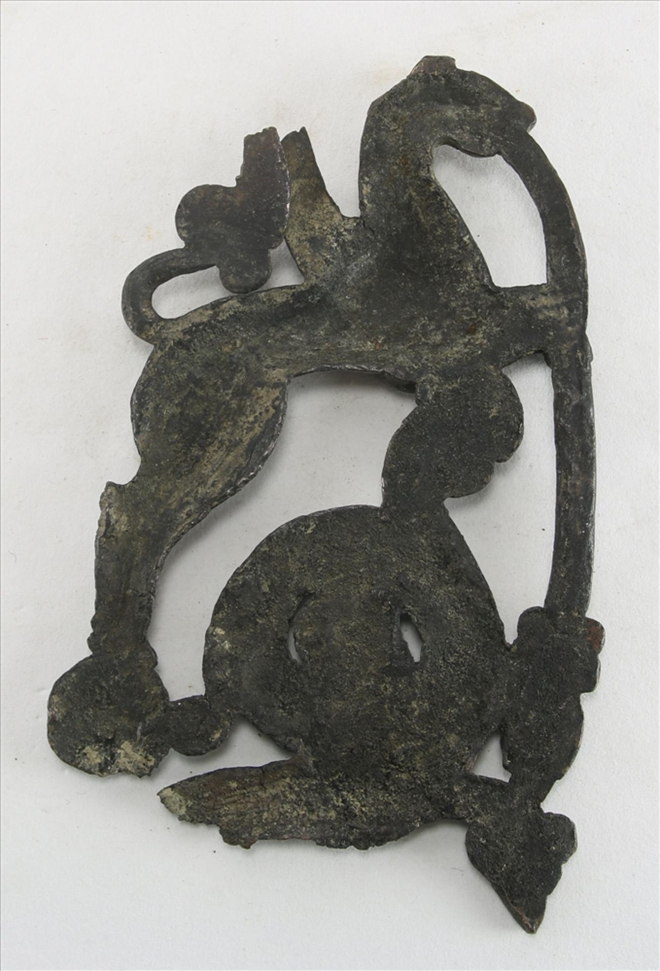 Konvolut Reliefs Teils aus dem asiatischen Raum. Diverse Metalle. Kleinstes Teil ca. 7 x 6 cm. - Bild 3 aus 10