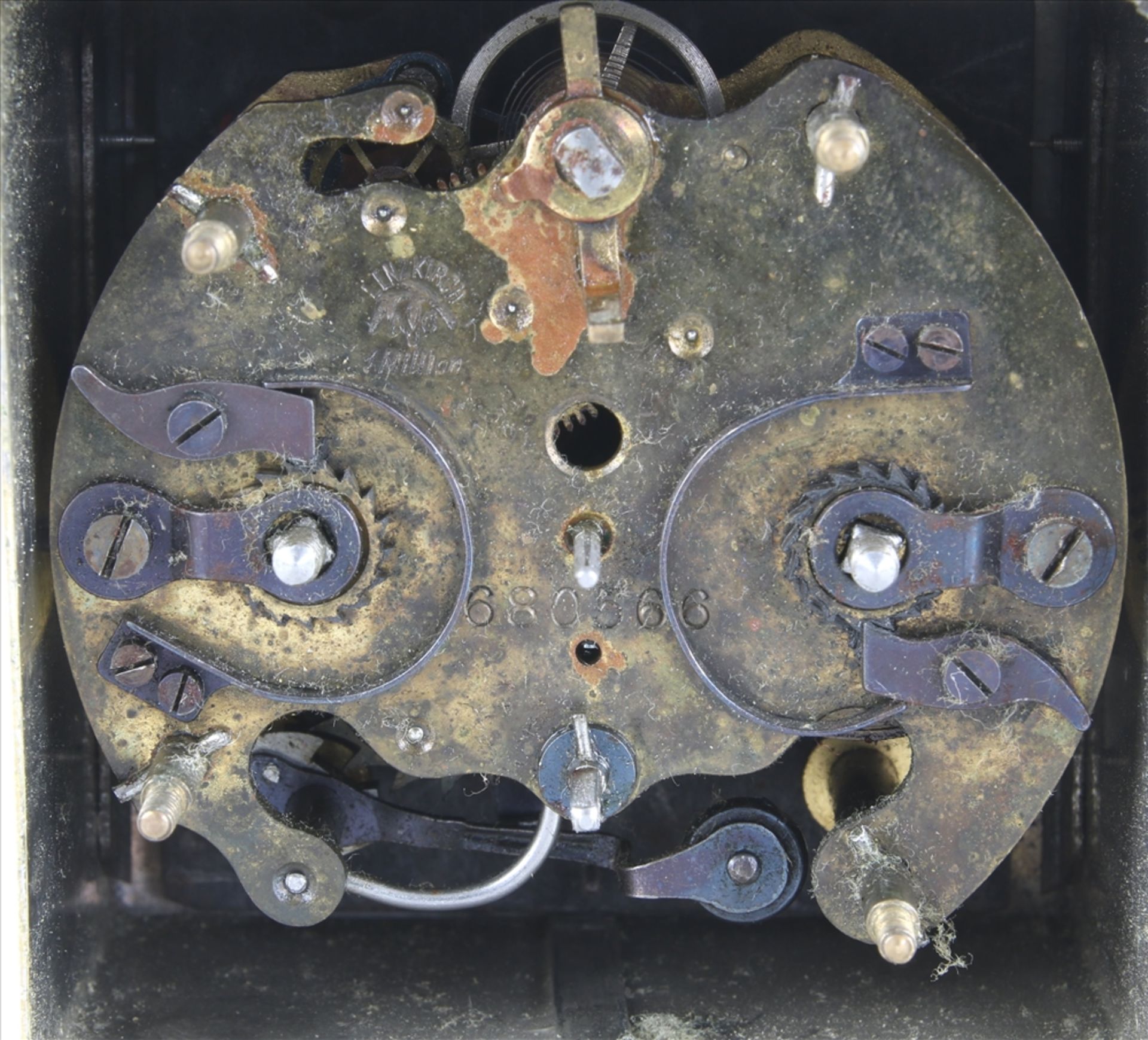 Lenzkircher Wecker Um 1910. Metallgehäuse. Messingräderwerk mit obenliegender Unruh. Größe ca. 7,5 x - Bild 3 aus 3