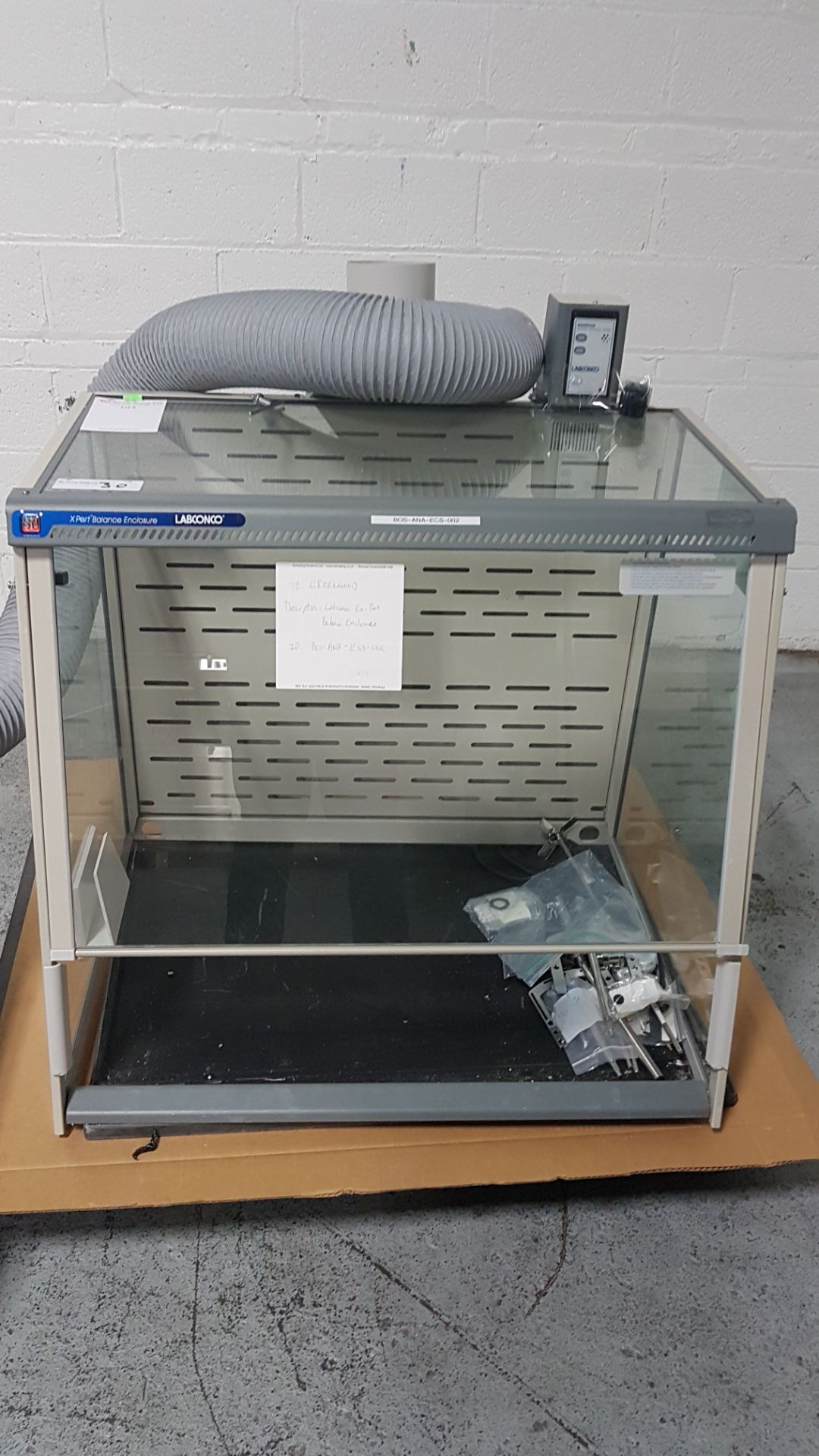 Labconco Xpert Balance Enclosure with Filtermate HEPA unit, 35" W x 30" H x 24" D. - Image 3 of 19