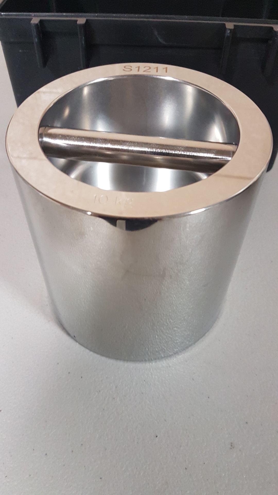 Mettler-Toledo 10 kg calibration weight. Stainless Steel - Image 3 of 6