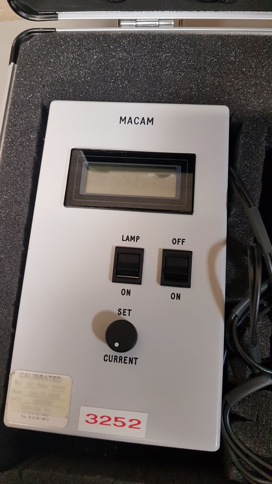 Macam microscope light source, model LCP100, in case. - Image 4 of 6