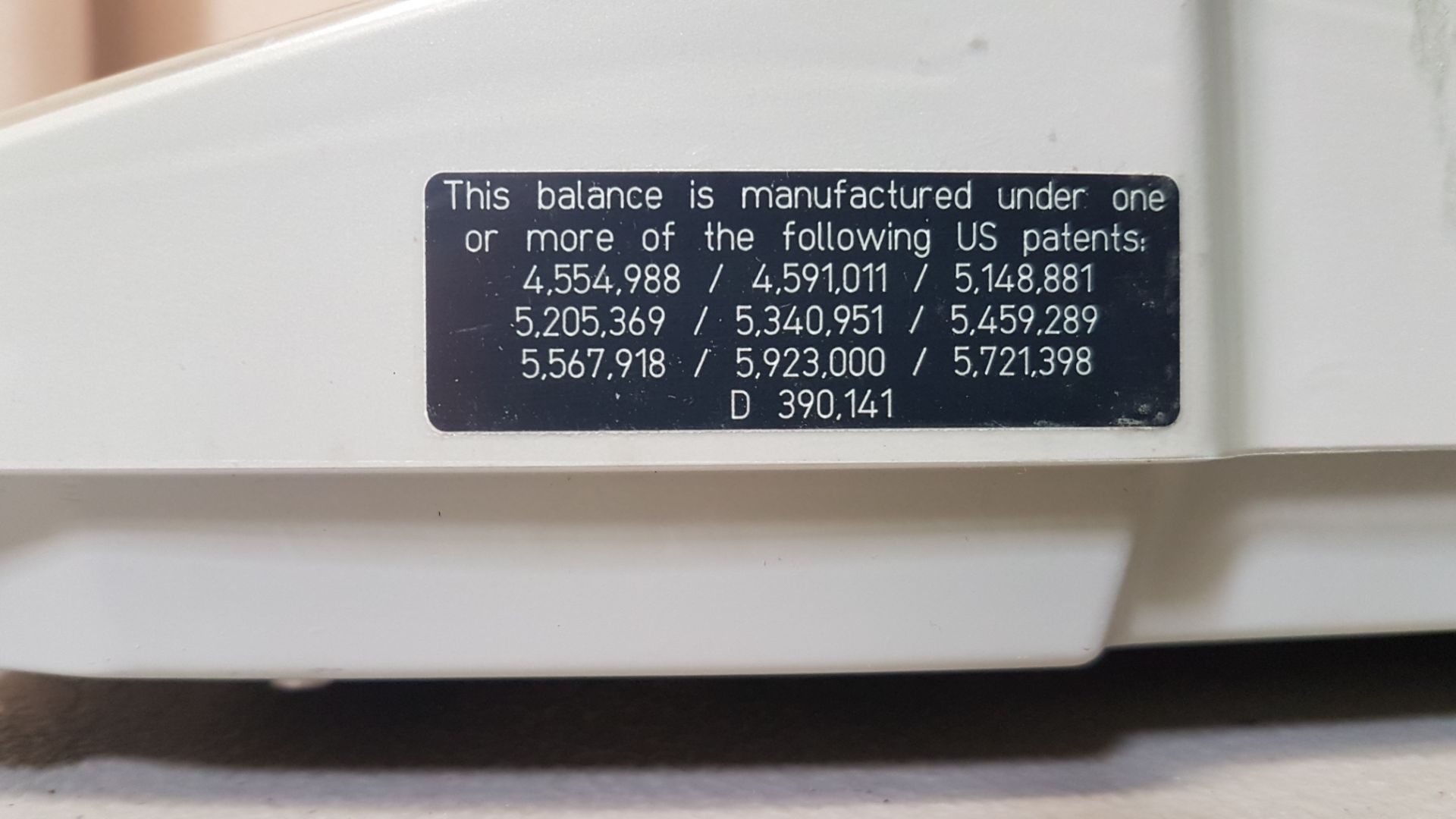 Mettler-Toledo lab scale, model PG2002-S, 2100 g capacity. - Image 5 of 11