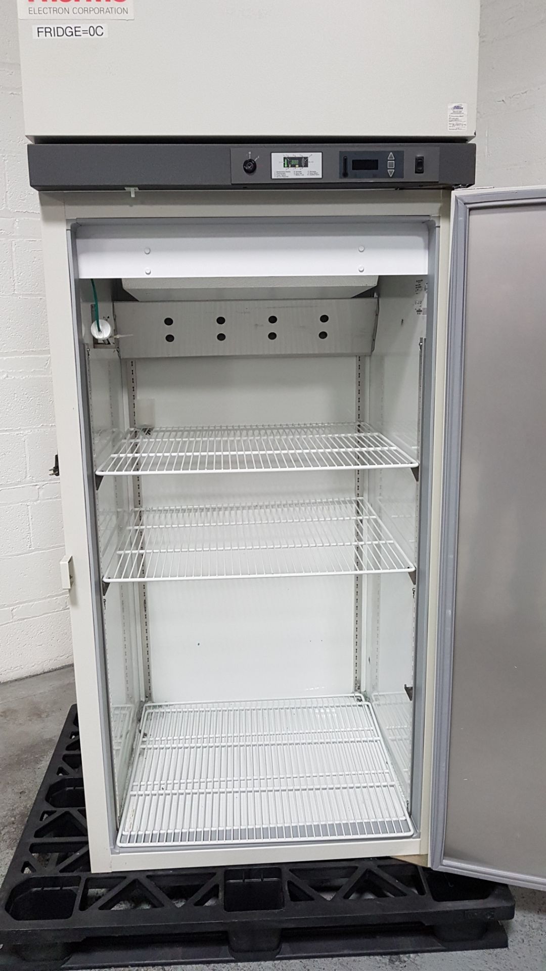 Thermo Electron freezer, model REL3004A21, 29" W x 26" D x 52"H chamber, 115 volts. - Image 11 of 18