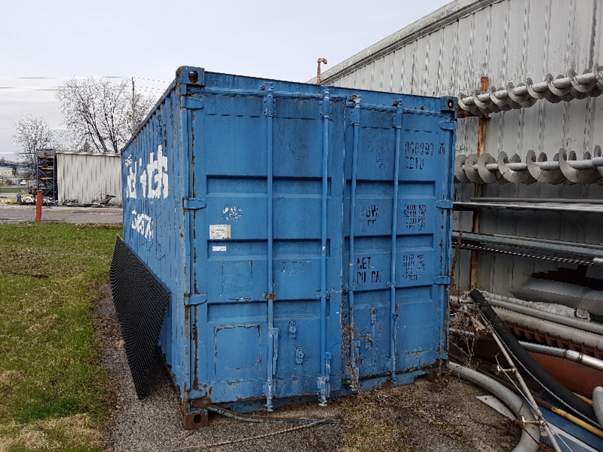 20' Shipping container for storage