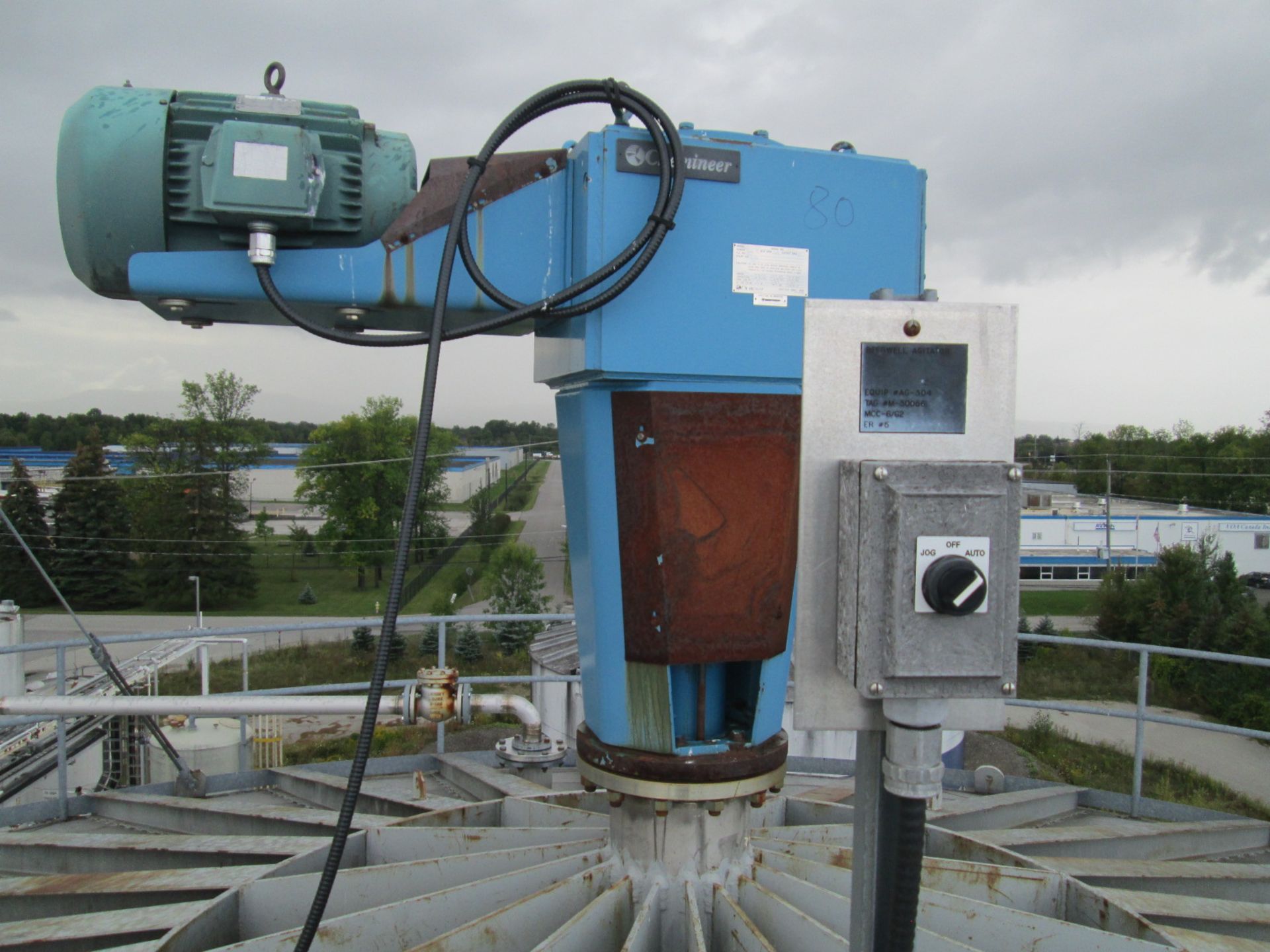 360,000 Gallon Stainless Steel Tank with Chemineer Agitator. - Image 7 of 14