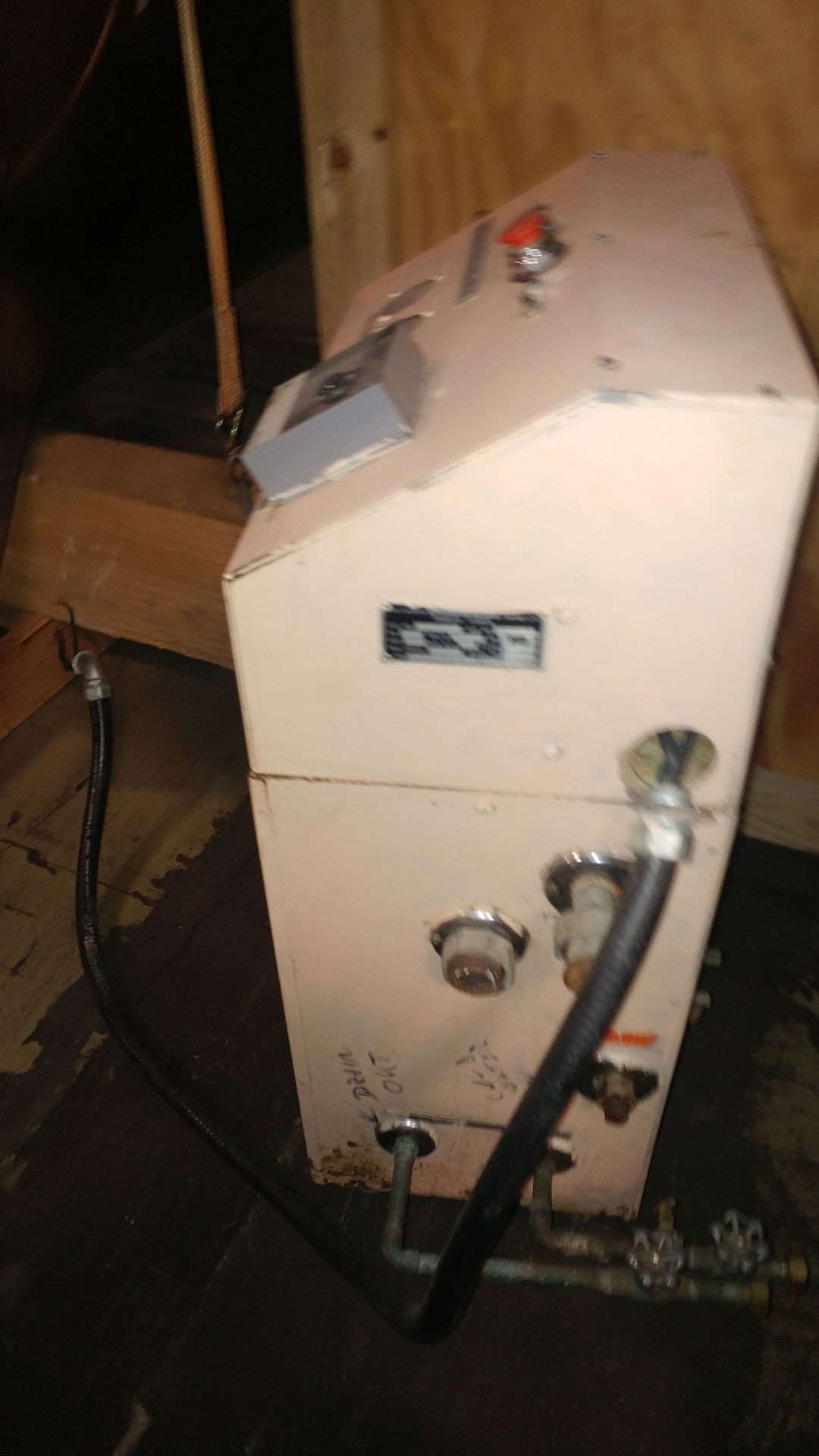 Chromalox Water Heater, 240V 1ph, 9KW Heater ***See Auctioneers Note*** - Image 2 of 5