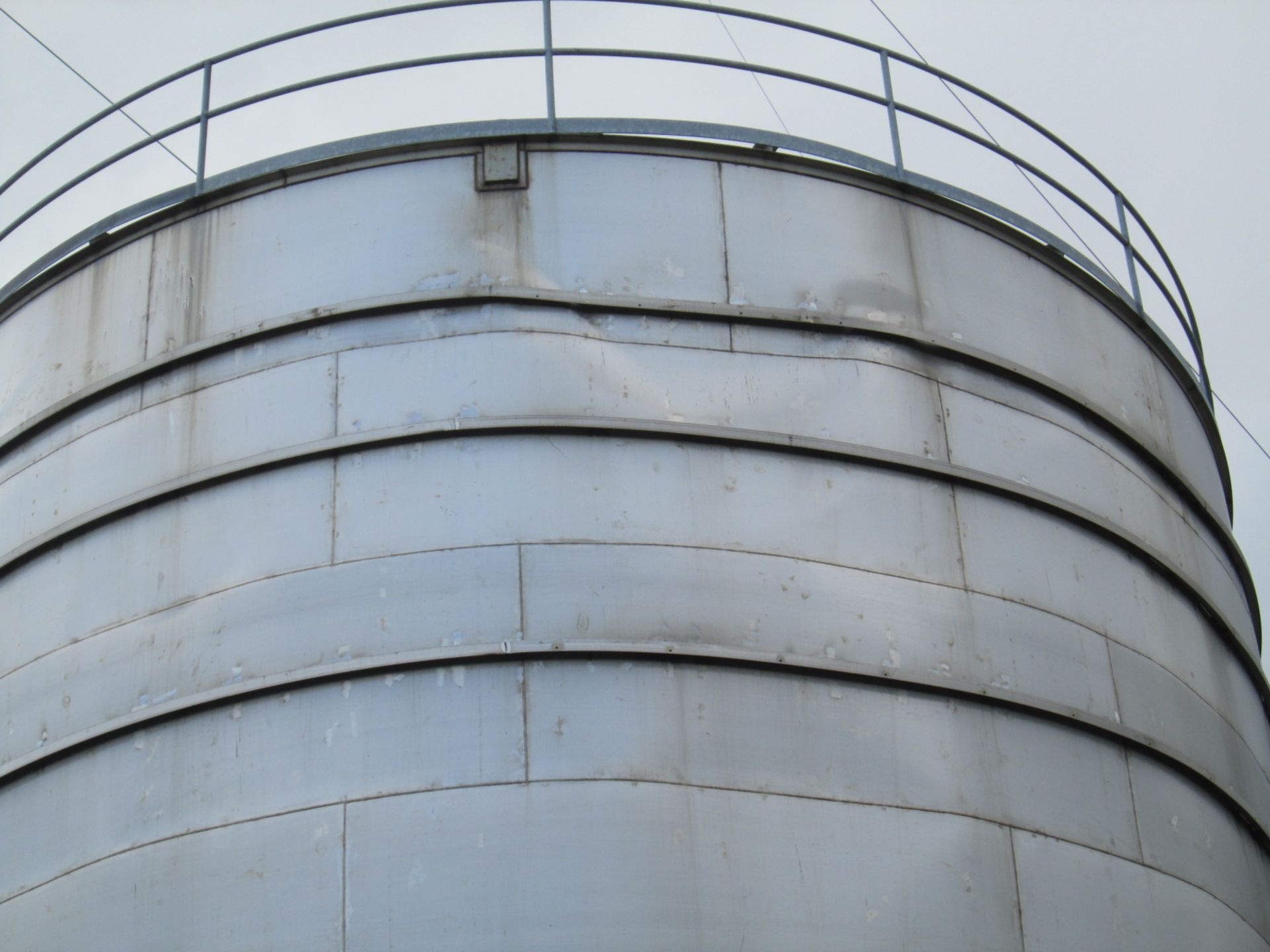 250,000 Gallon Stainless Steel Tank with Agitator - Image 5 of 15