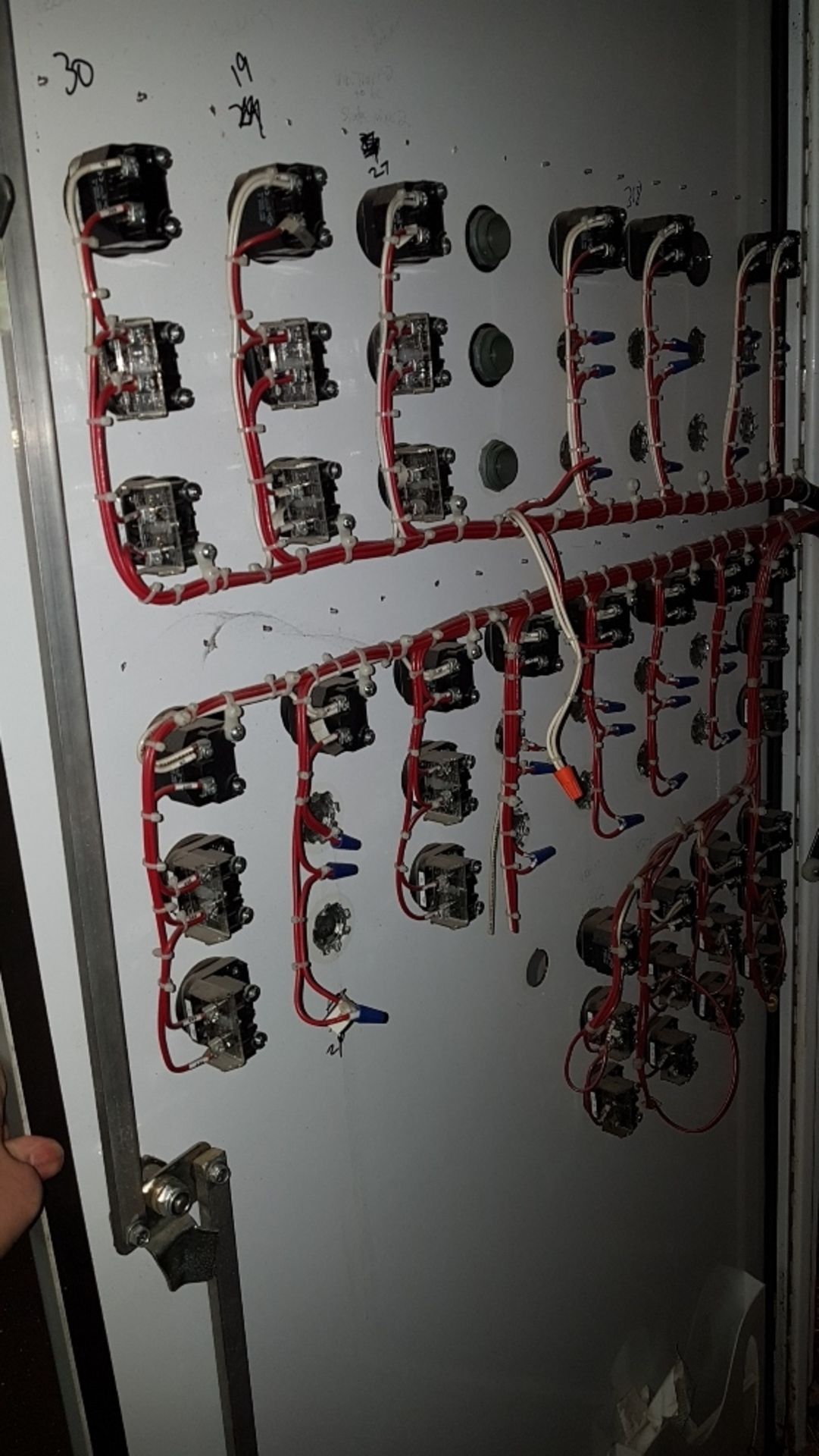 Line Control Panel - Image 7 of 11