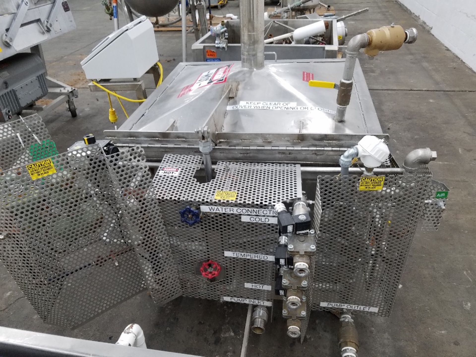 Blancher, stainless steel construction with 36" x 36" x 12" deep jacketed blanching tanks - Image 3 of 9