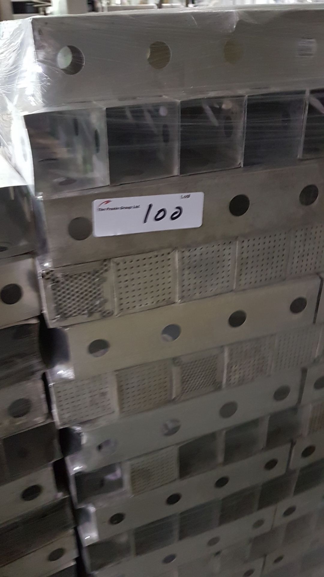 Pallet of used aluminum strainer inserts, with perforated bottoms - Image 4 of 4