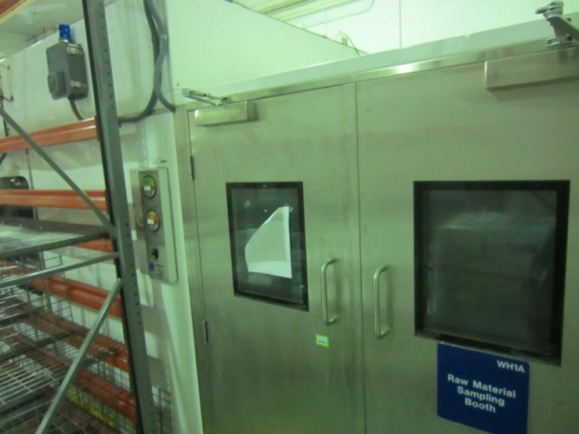 Extract Technologies Down Flow Booth, S/S