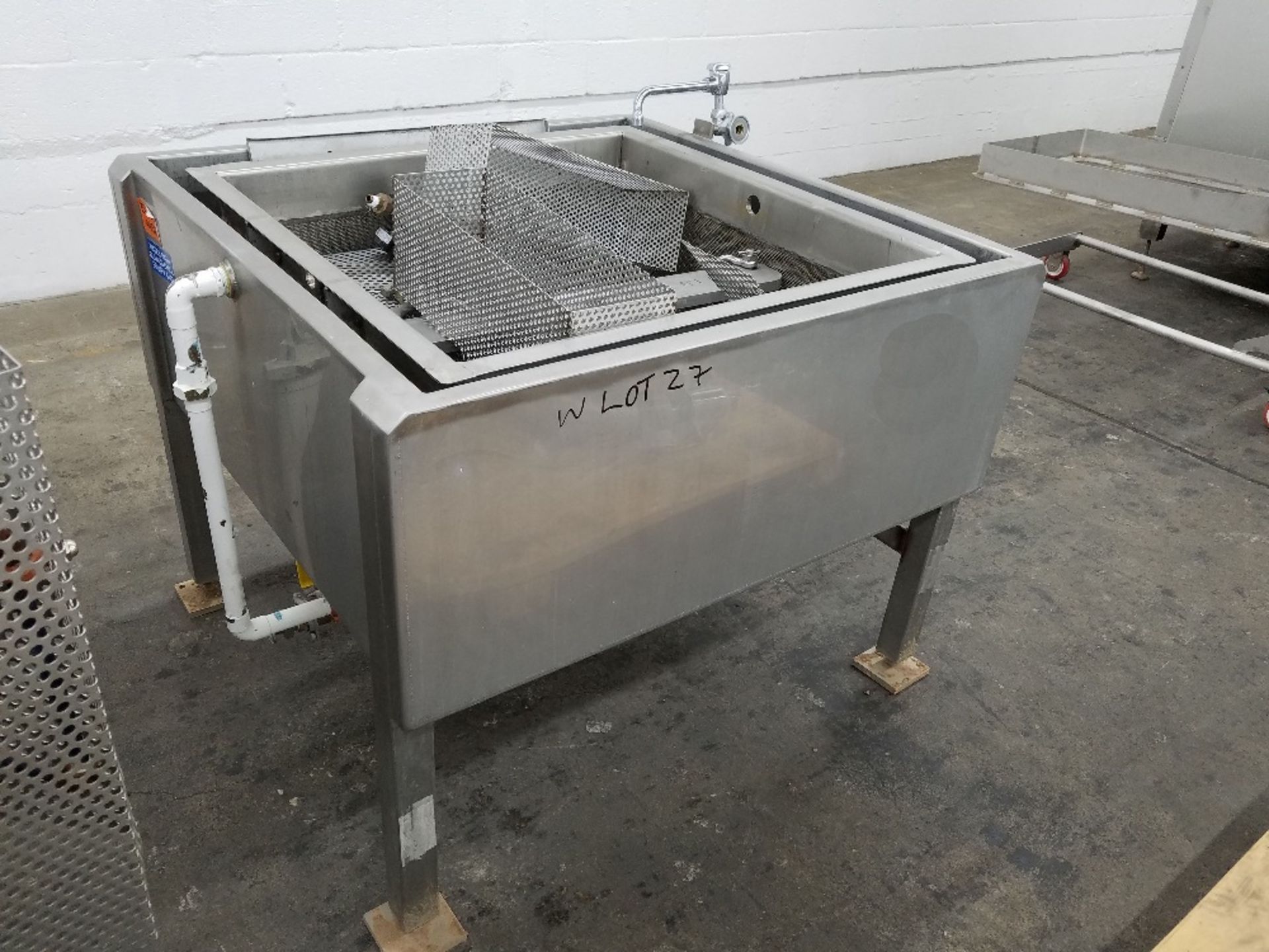 Blancher, stainless steel construction with 36" x 36" x 12" deep jacketed blanching tanks - Image 7 of 9