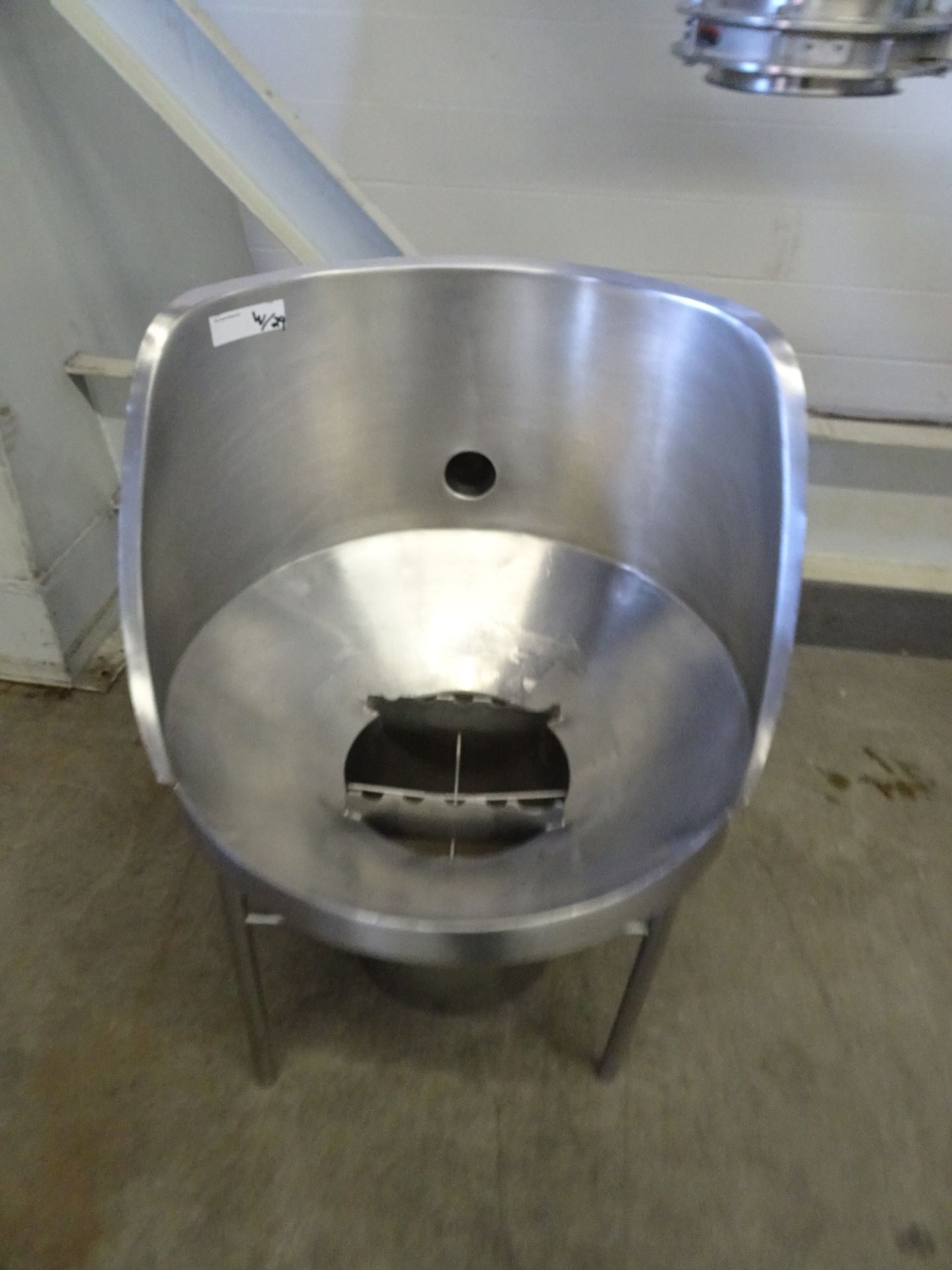 Approximately 50 Cubic Foot V-Shaped Vertical Blender. Please Note Disassembled To Bring Into - Image 5 of 6