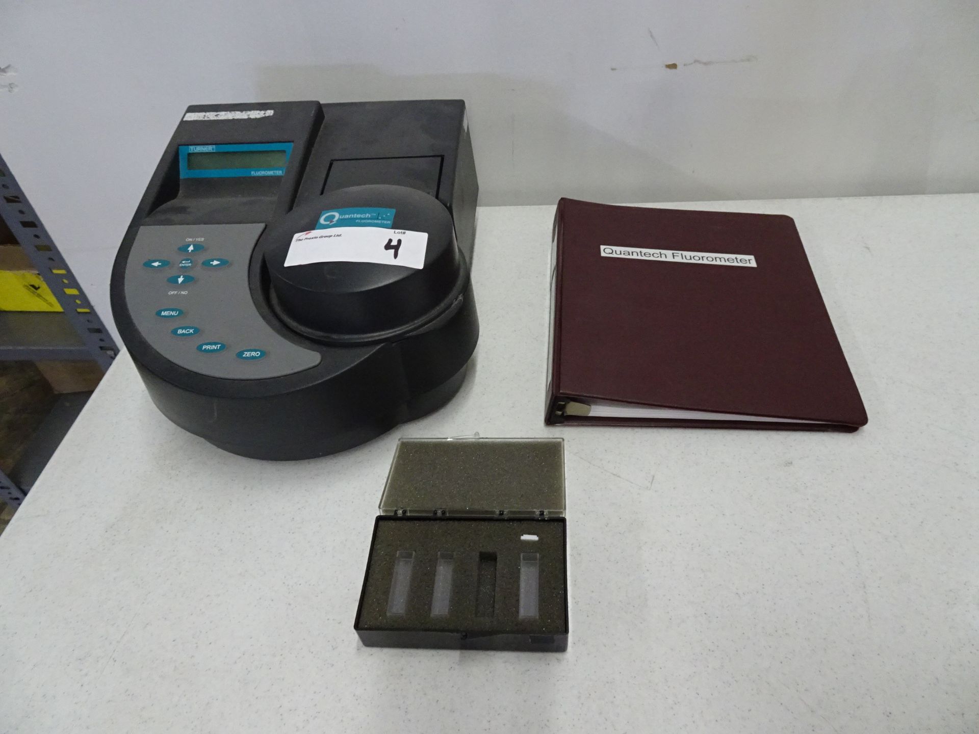 Barnstead / Thermolyne Quantech Model FM109515 Fluorometer Wavelength Range 340-650nm, With Cells