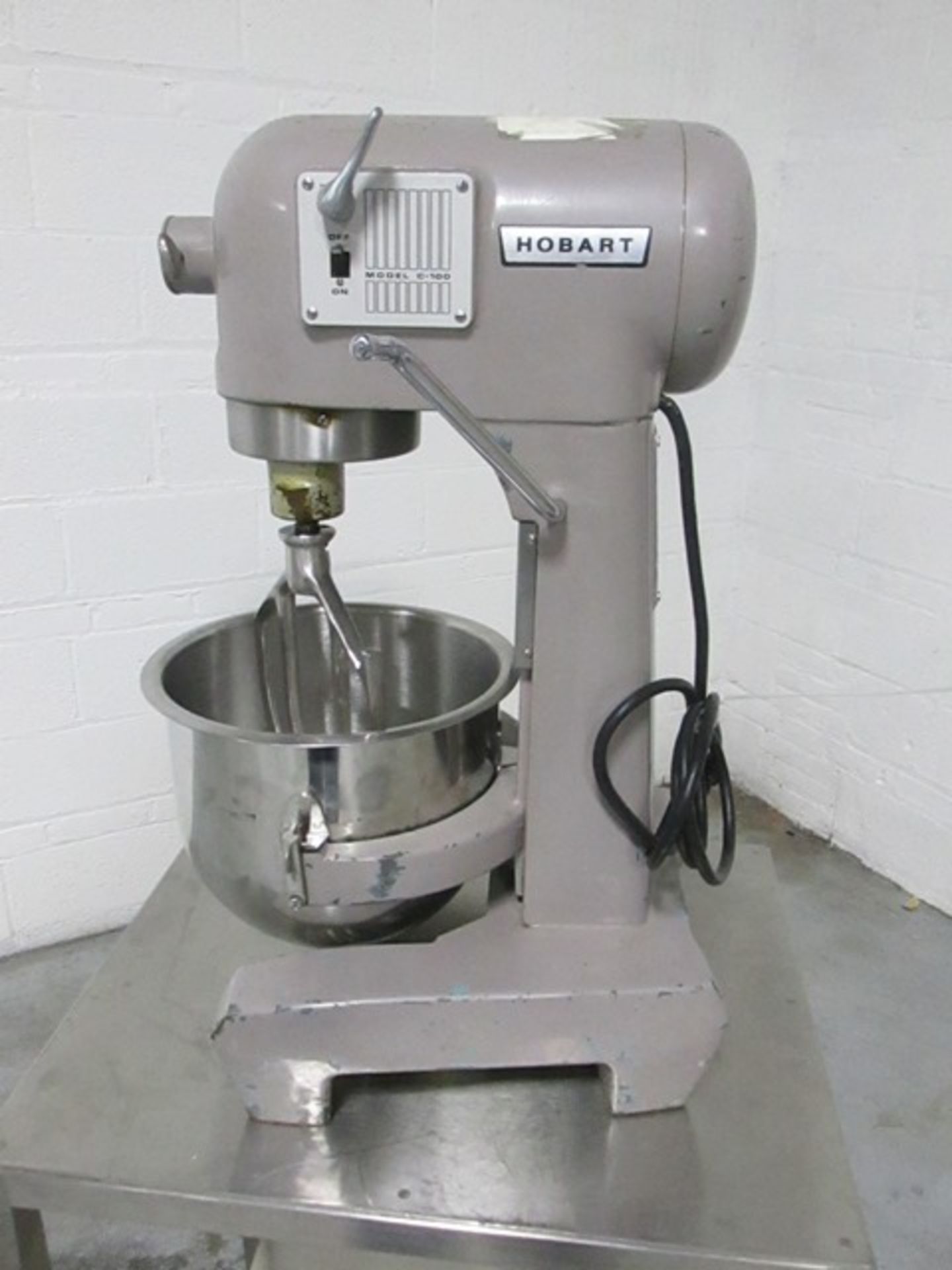 10 QT HOBART MIXER, MODEL C-100