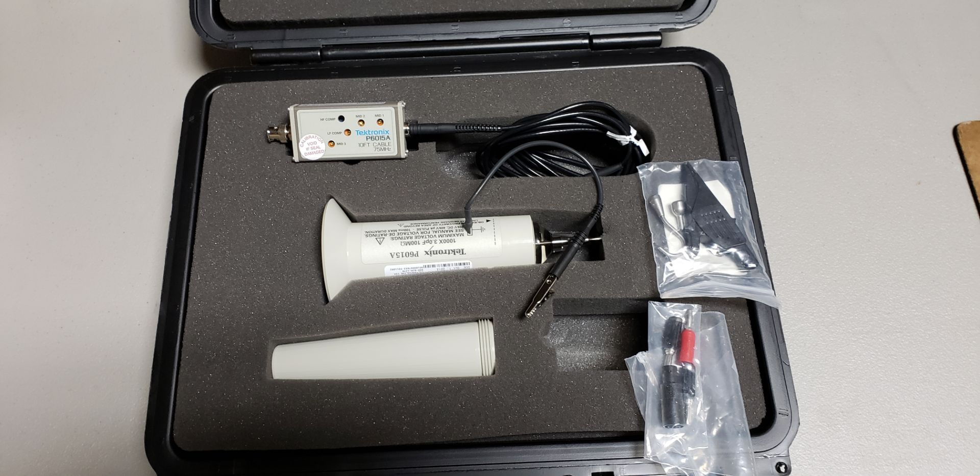 Tektronix High Voltage Probe Model 6015A