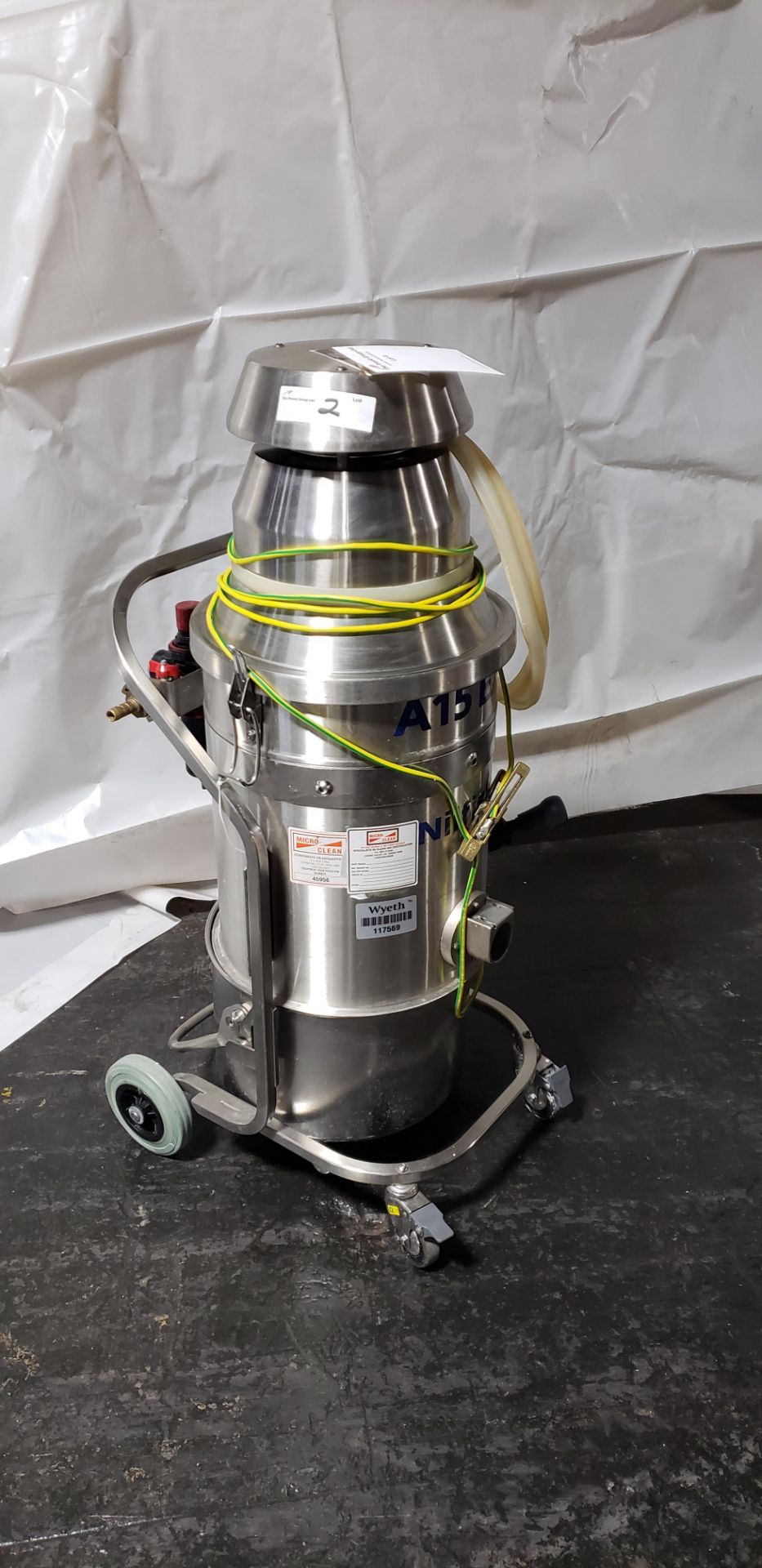 Nilfisk XP Stainless Steel Vaccum