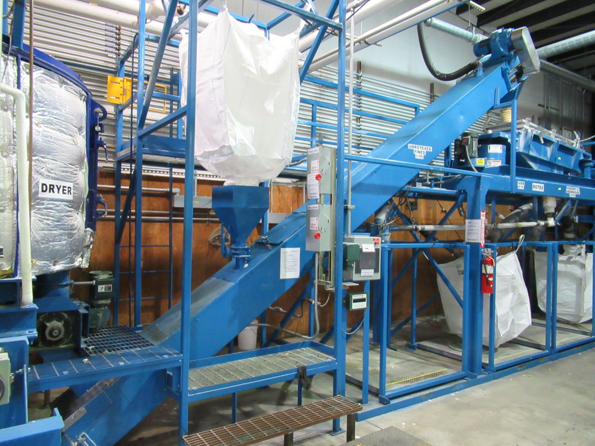 Inclined Feed Conveyor